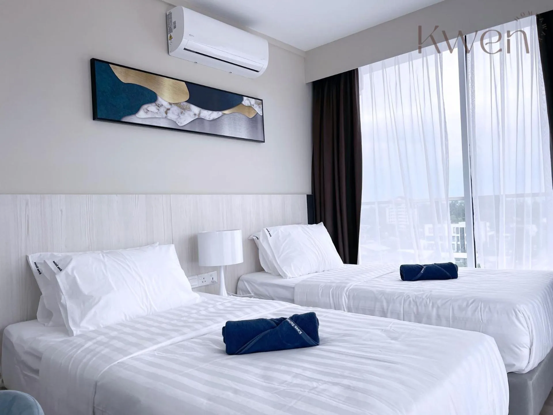 Bedroom, Bed in KWEN Suites-Tanjung Aru InfinityPool Seaview/Airport View
