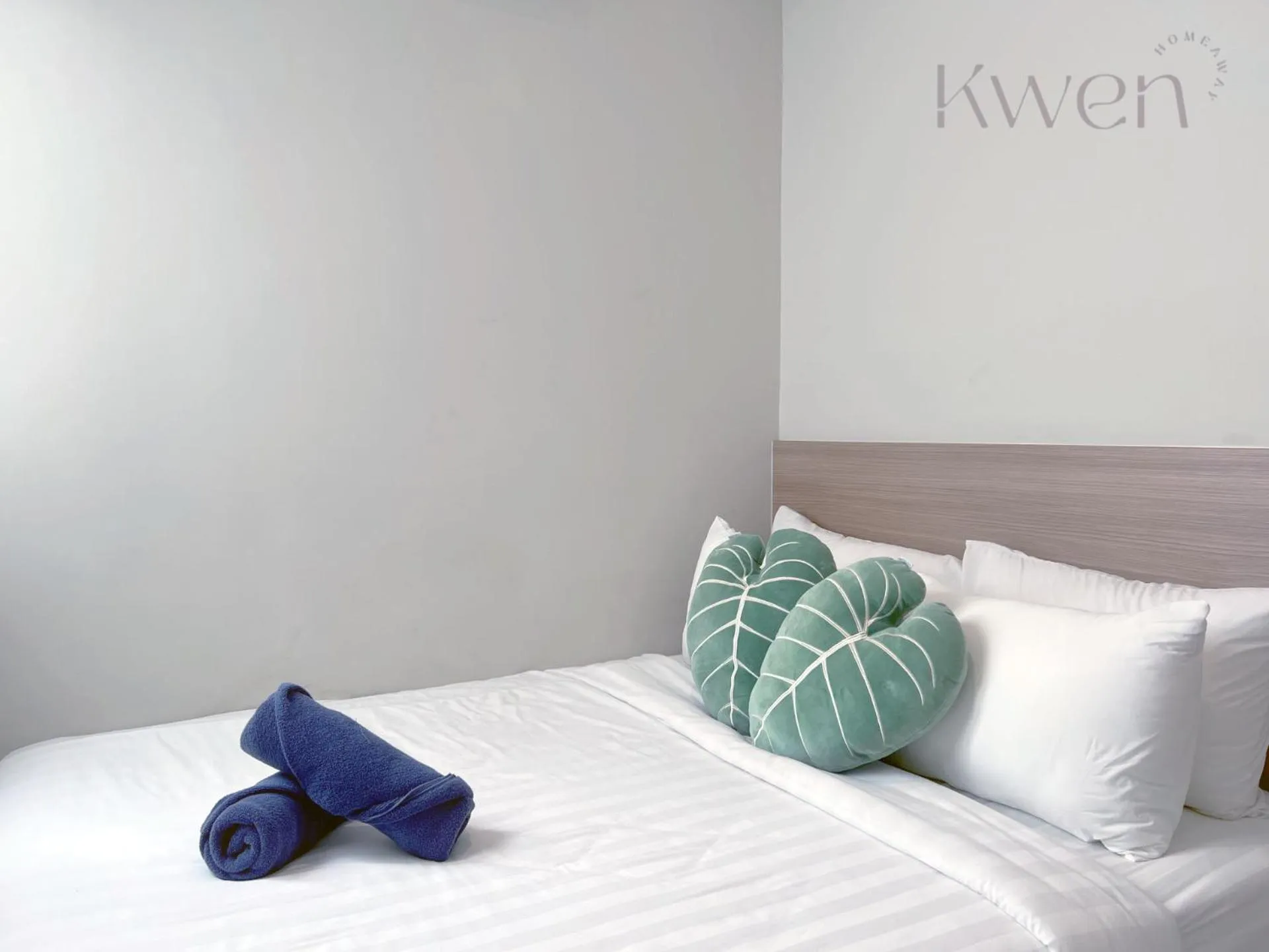 Bedroom, Bed in KWEN Suites-Tanjung Aru InfinityPool Seaview/Airport View