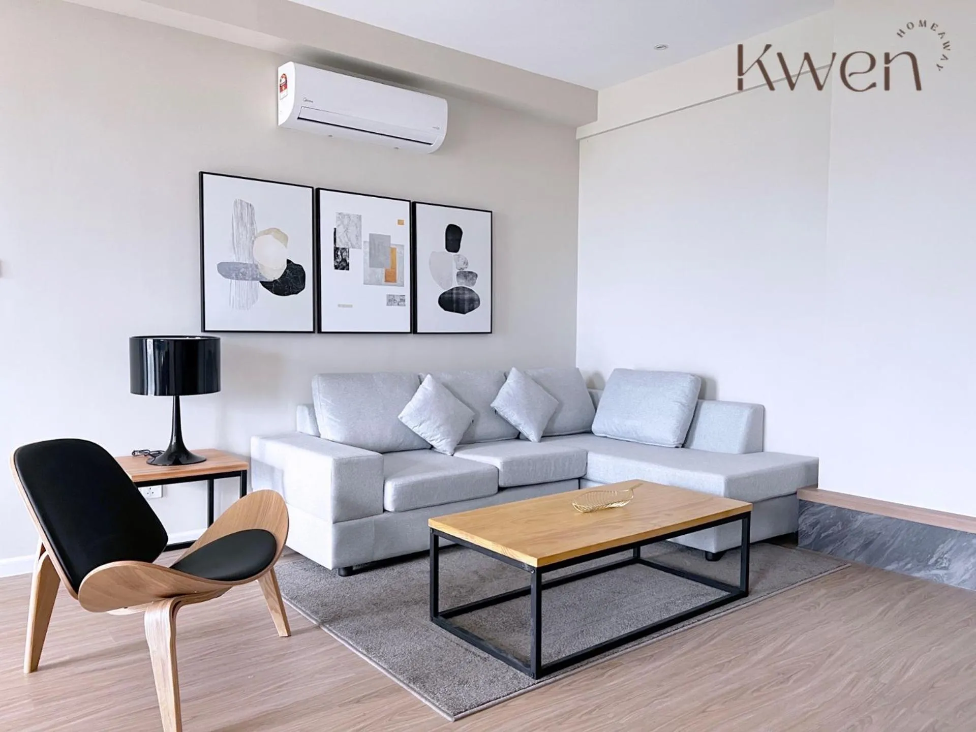 Living room in KWEN Suites-Tanjung Aru InfinityPool Seaview/Airport View