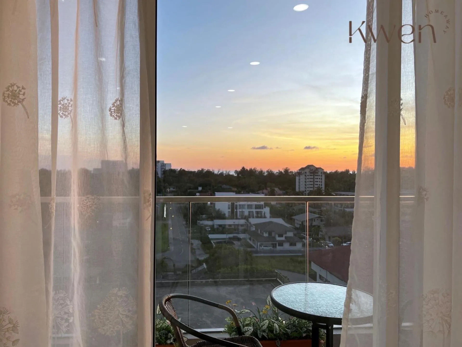 Balcony/Terrace in KWEN Suites-Tanjung Aru InfinityPool Seaview/Airport View