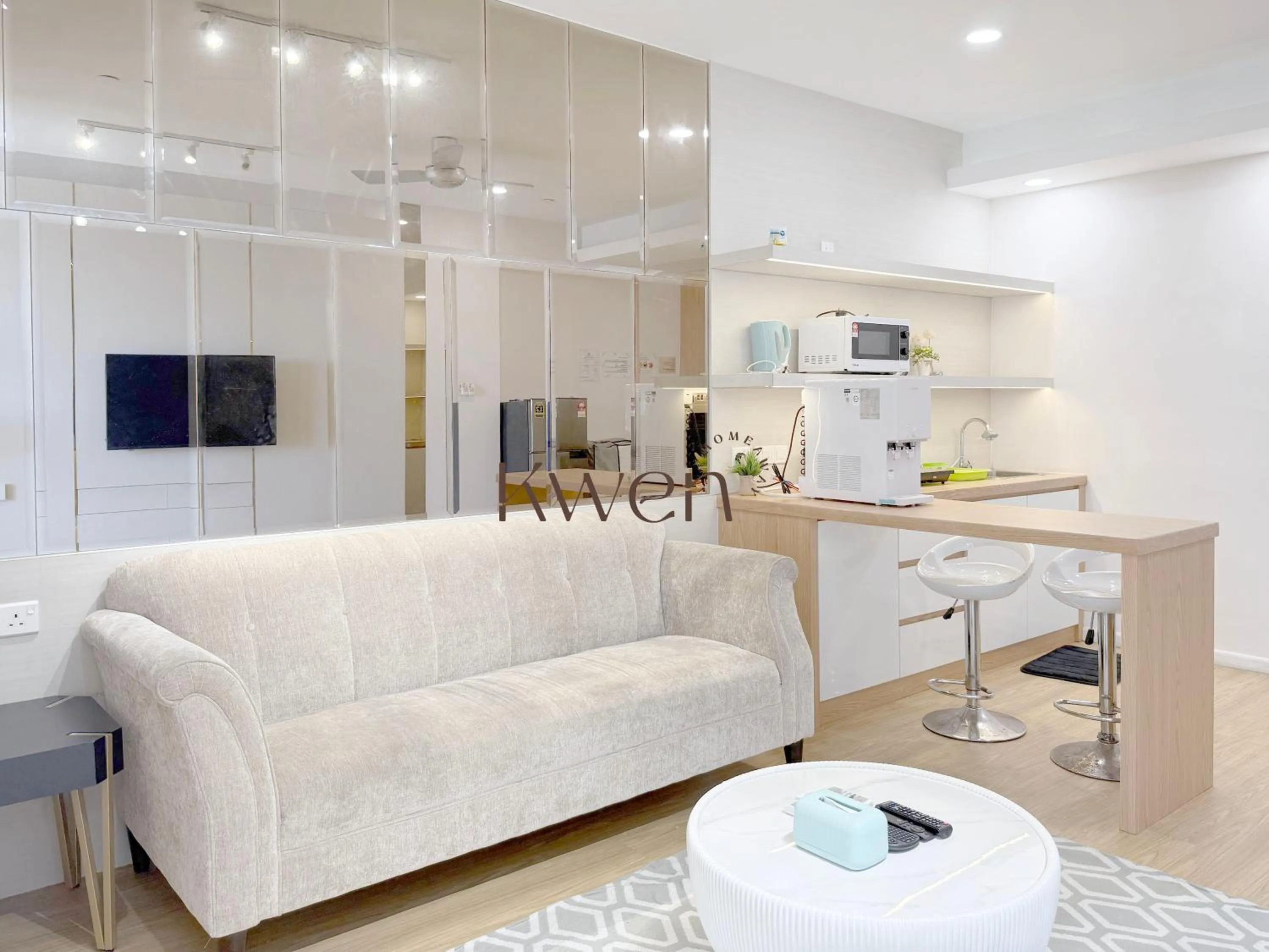 Living room in KWEN Suites-Tanjung Aru InfinityPool Seaview/Airport View