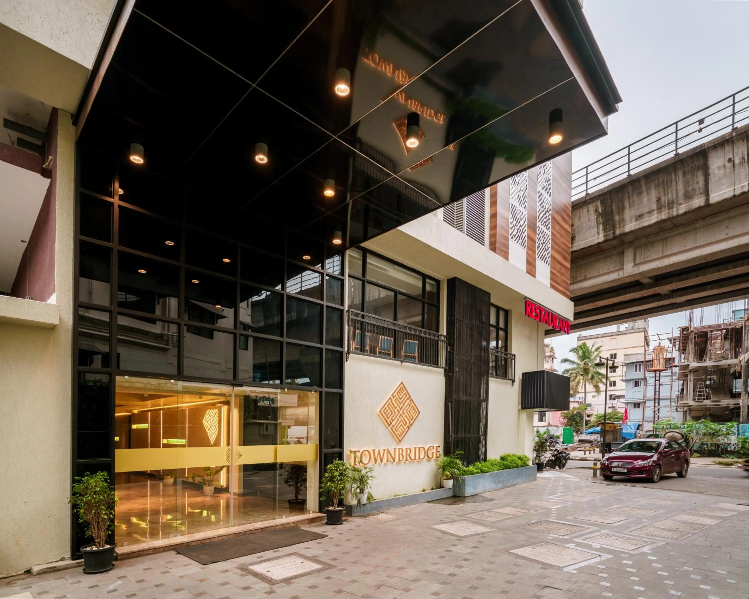 Property building in Townbridge Hotels & Suites