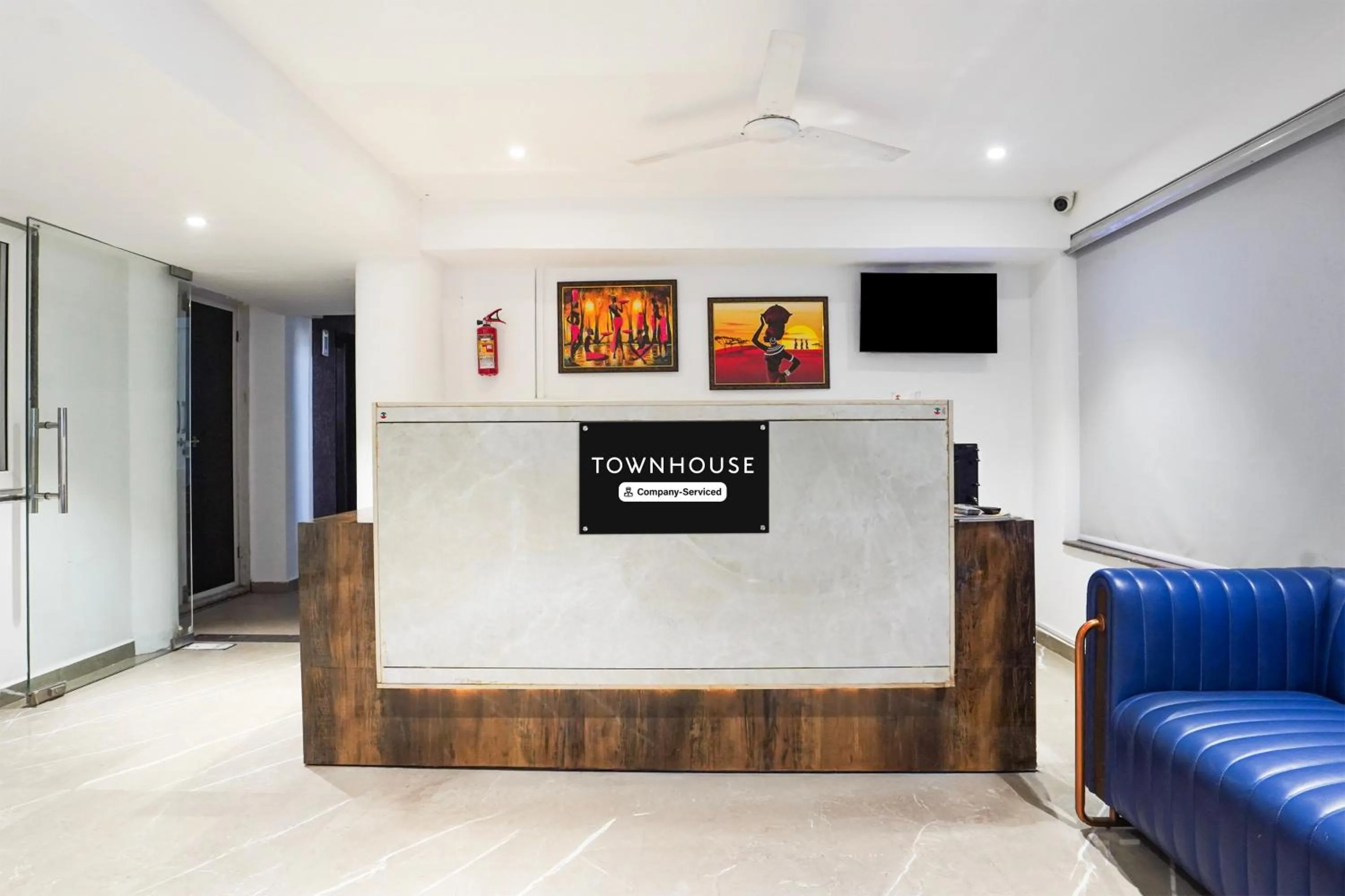 Lobby or reception in Super Townhouse Central Bazar Road Ramdaspeth