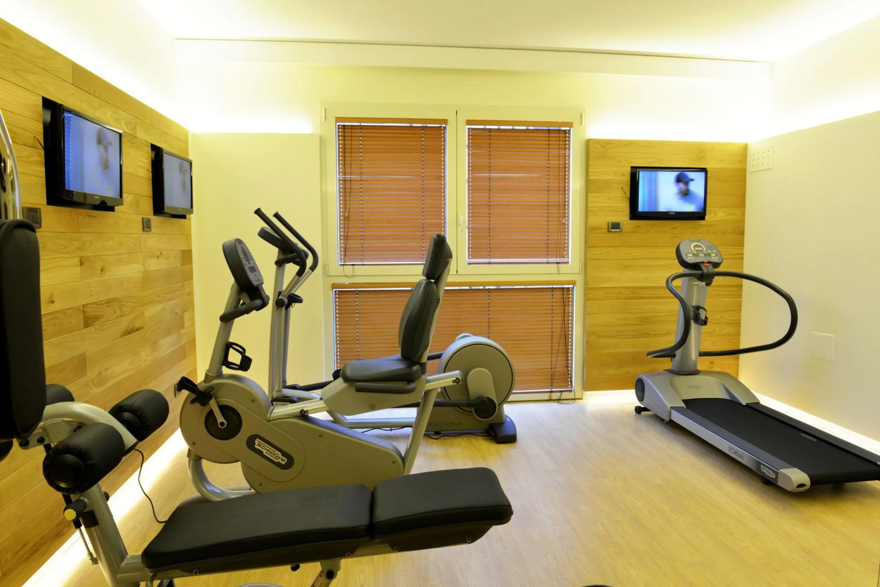 Fitness centre/facilities in UNA HOTELS Cesena Nord