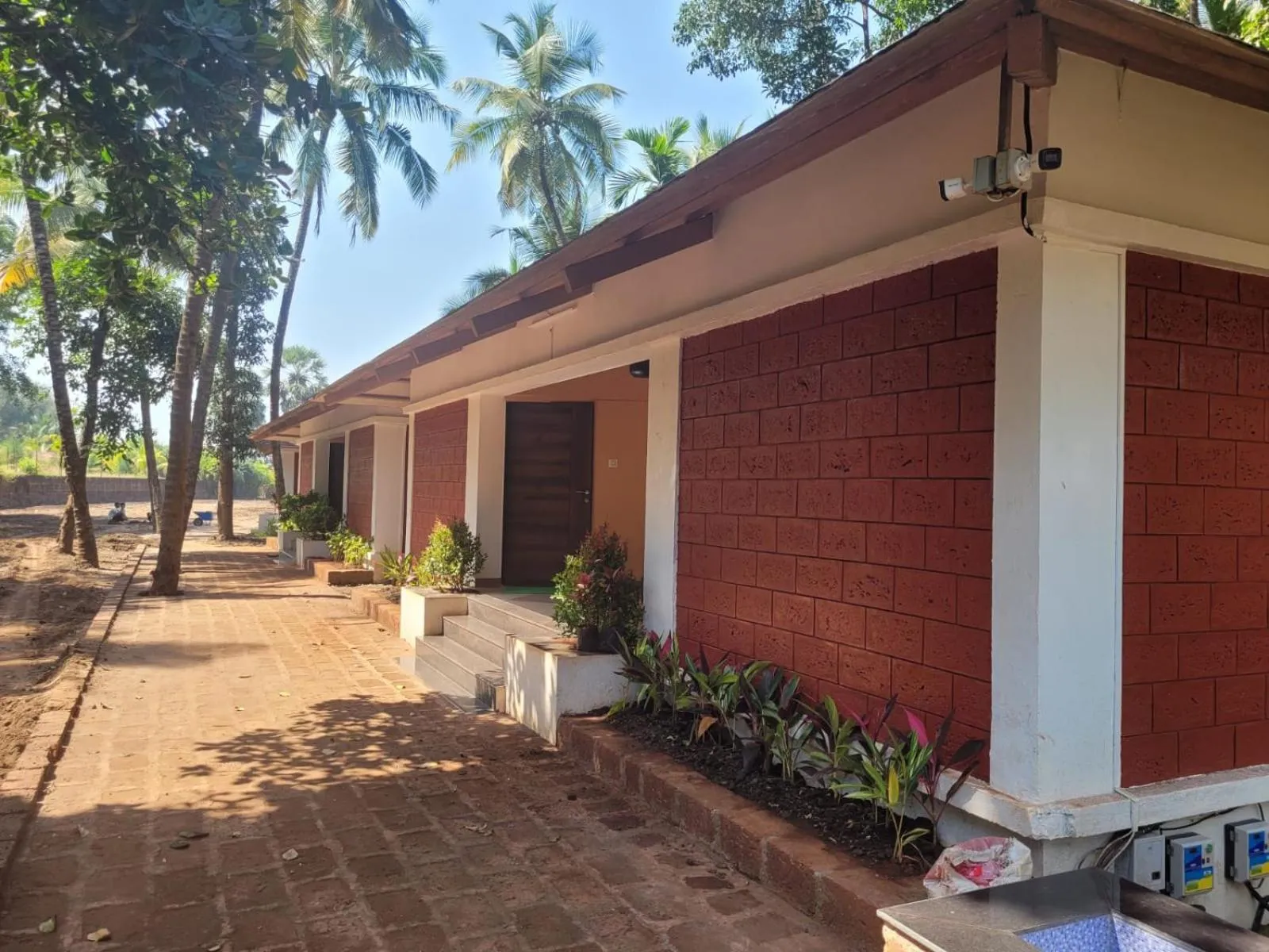 Garden view in Cocorico Beach Resort