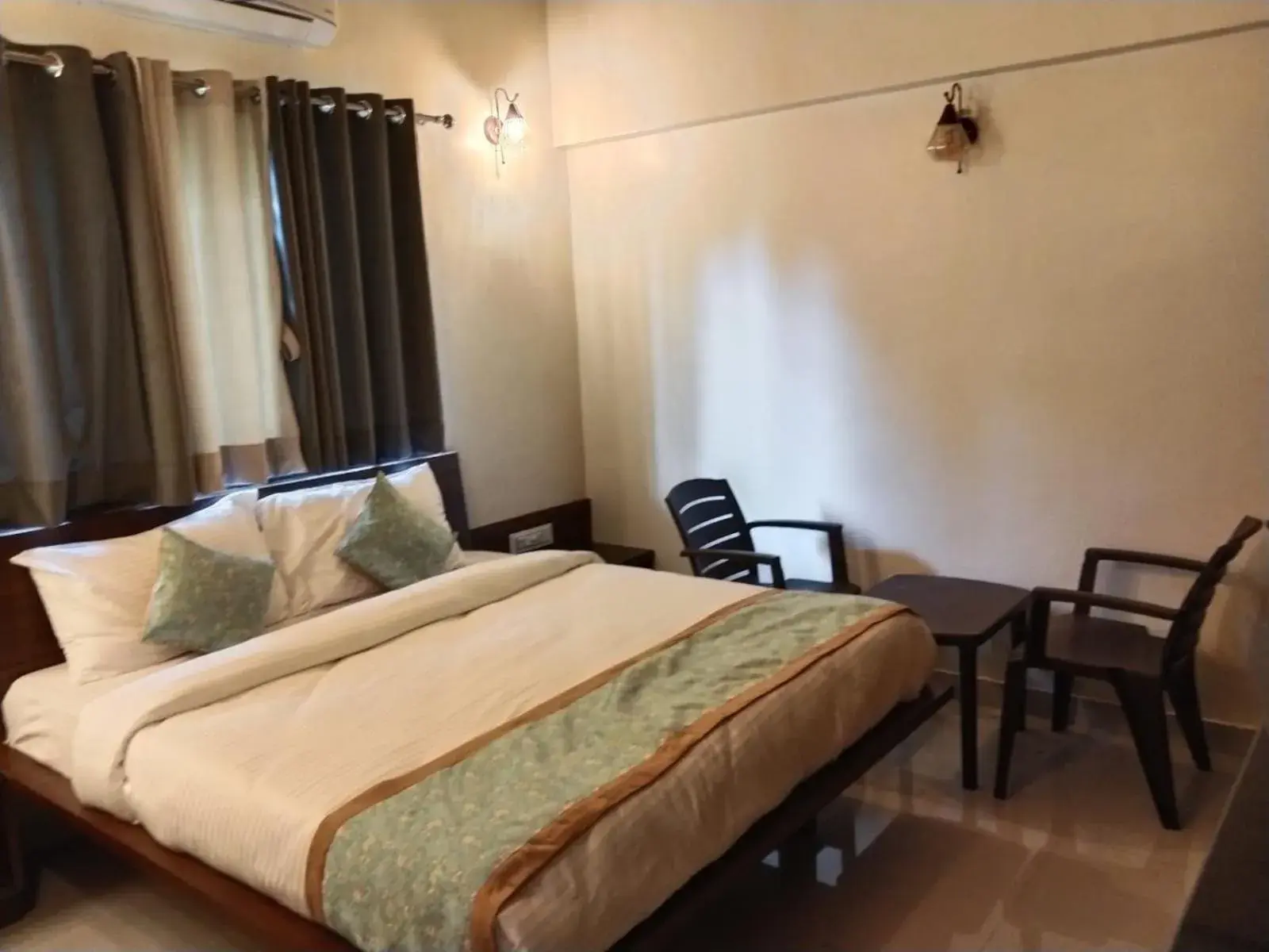 Suite with Balcony in Cocorico Beach Resort Suite with Balcony in Cocorico Beach Resort