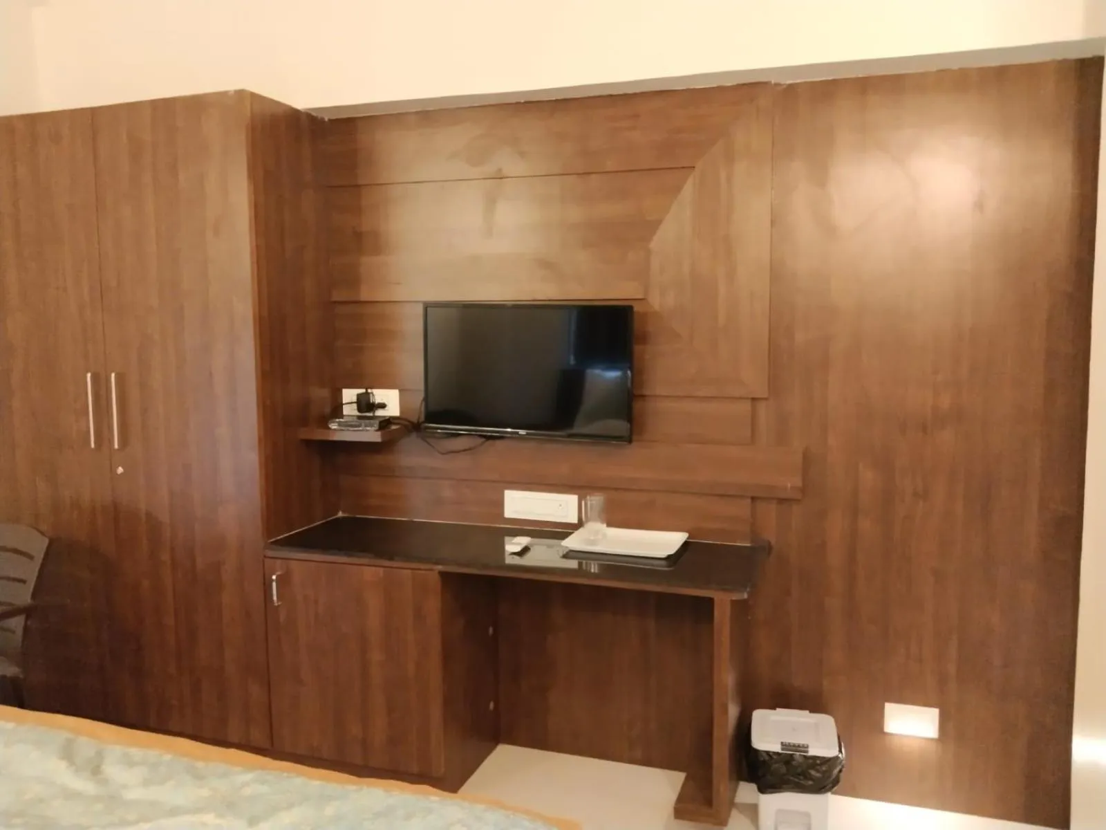 TV and multimedia, Bed in Cocorico Beach Resort