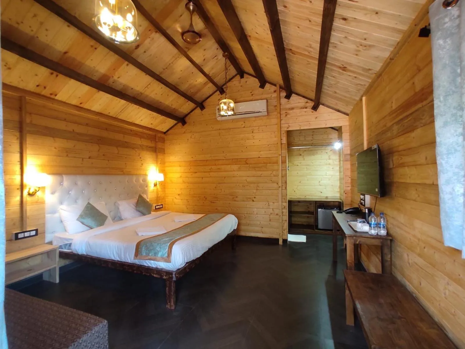 Bed in Cocorico Beach Resort