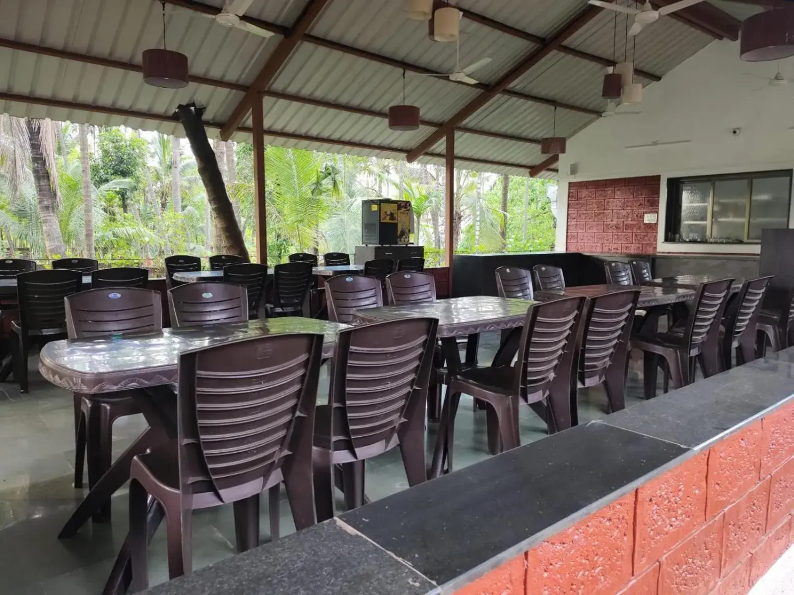 Restaurant/places to eat in Cocorico Beach Resort Restaurant/places to eat in Cocorico Beach Resort
