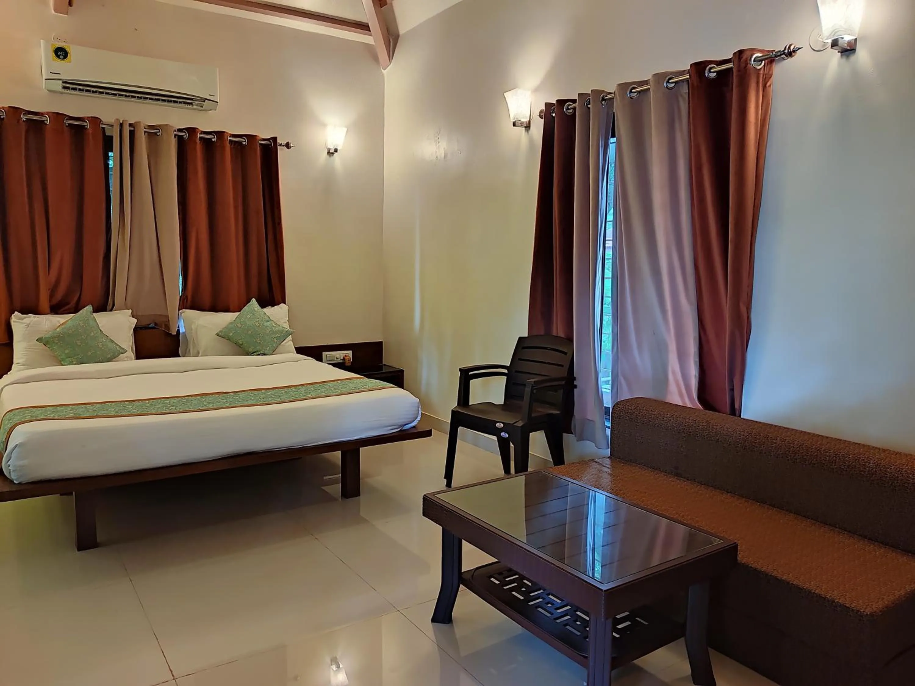 Bedroom, Bed in Cocorico Beach Resort