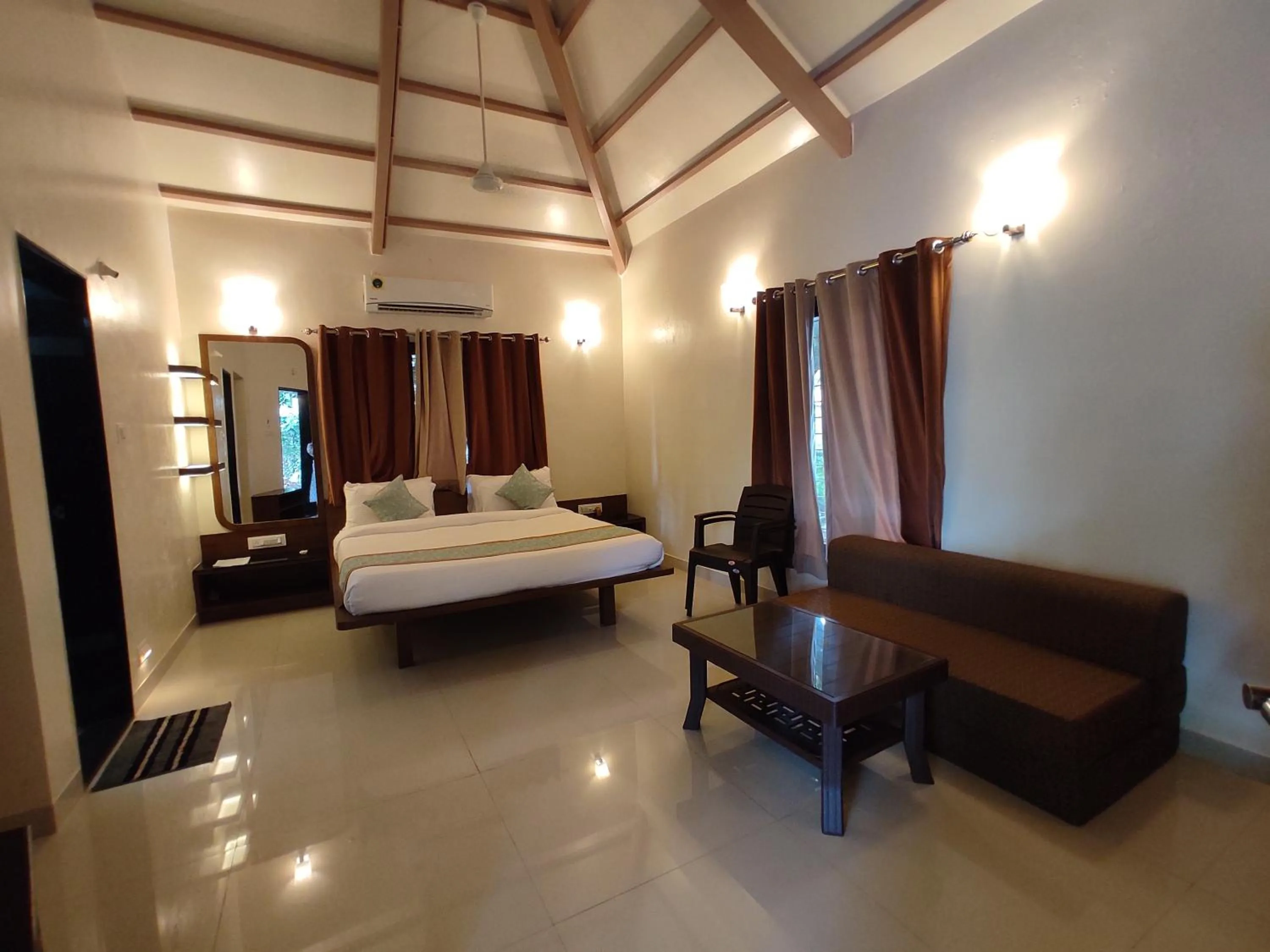 Bedroom, Bed in Cocorico Beach Resort