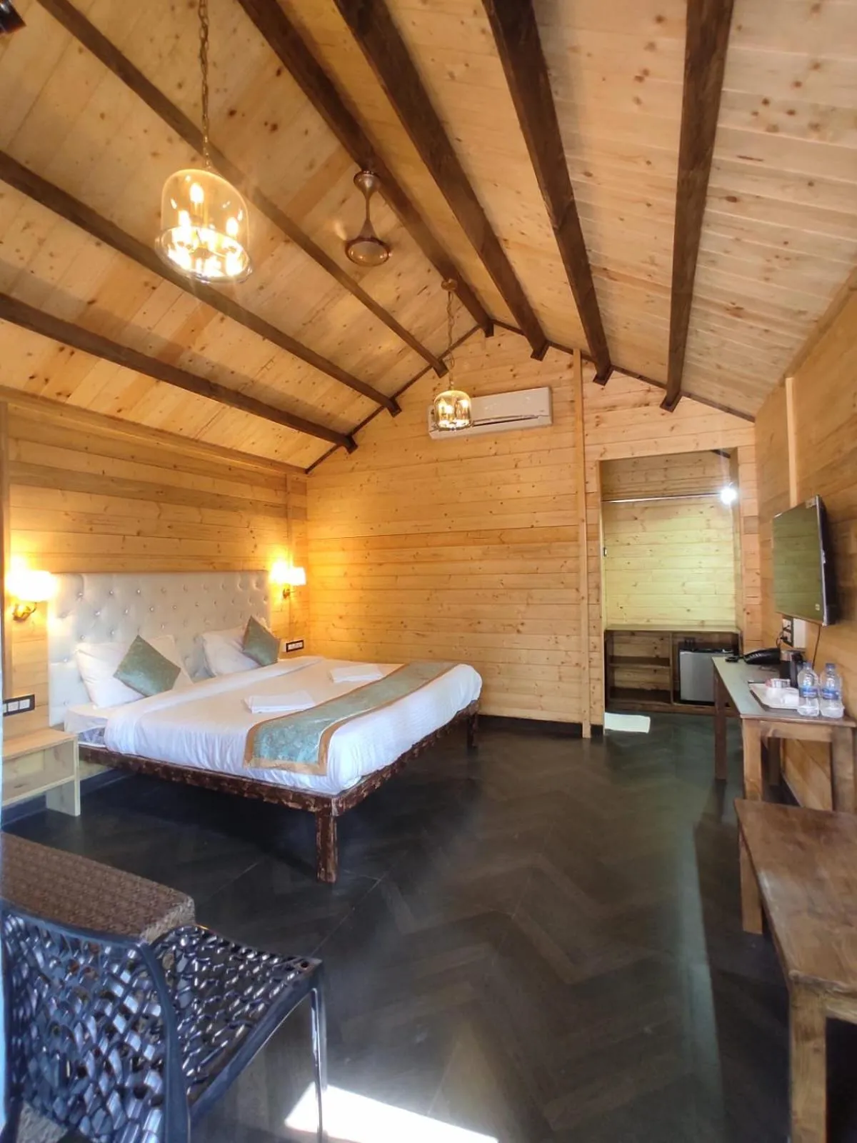 Bed in Cocorico Beach Resort