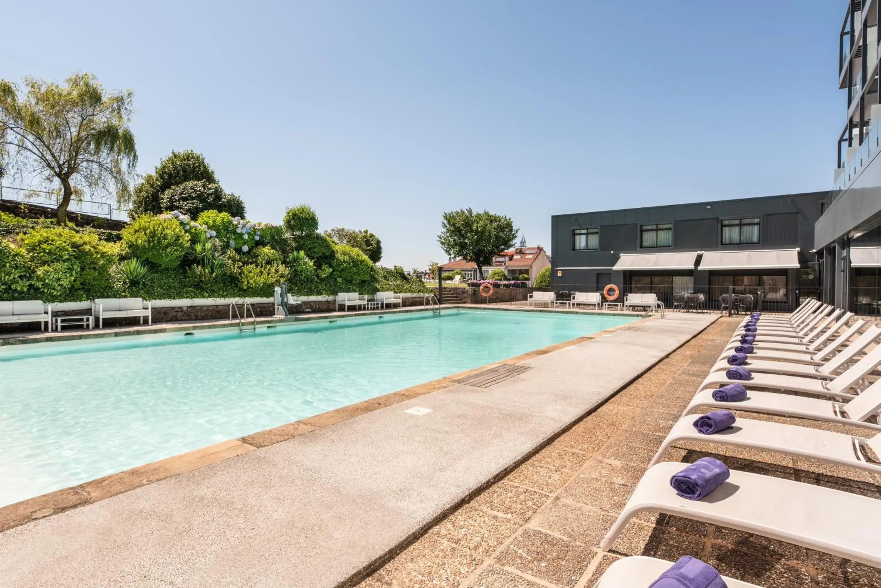 Swimming pool in Exe Peregrino Swimming pool in Exe Peregrino