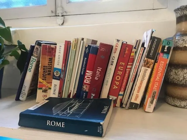 Library in Hotel Lodi