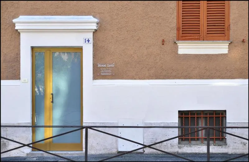 Facade/entrance in Hotel Lodi