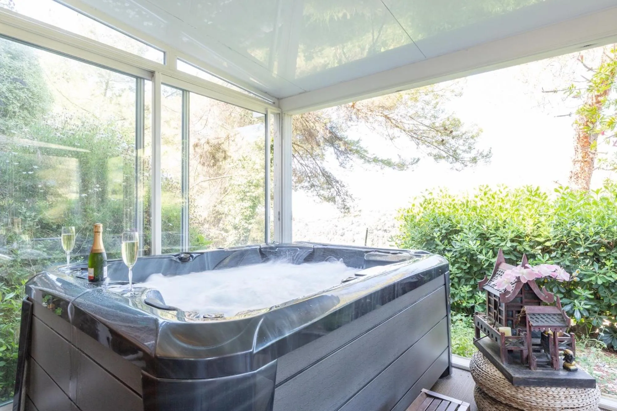 Hot Tub in Harmonice