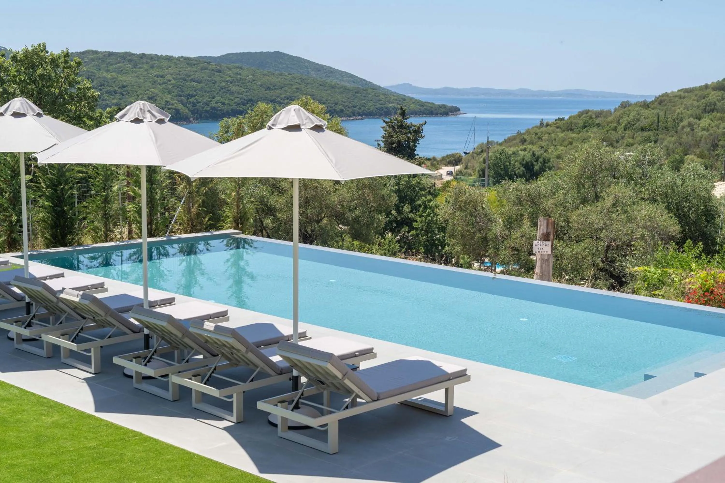 Neoma Luxury Residence - Adults Only