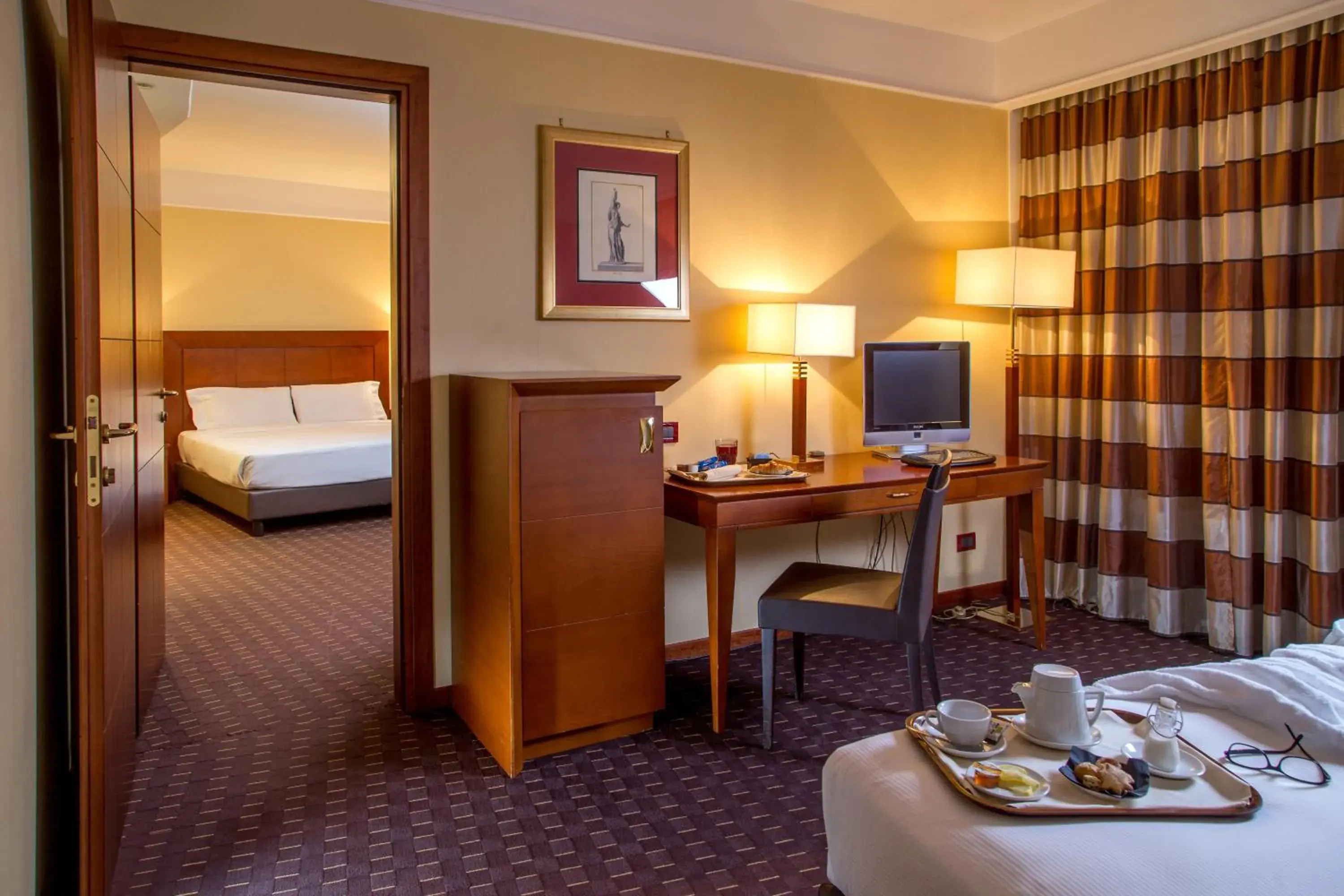 Two Connecting Rooms in Hotel Capannelle Roma Two Connecting Rooms in Hotel Capannelle Roma