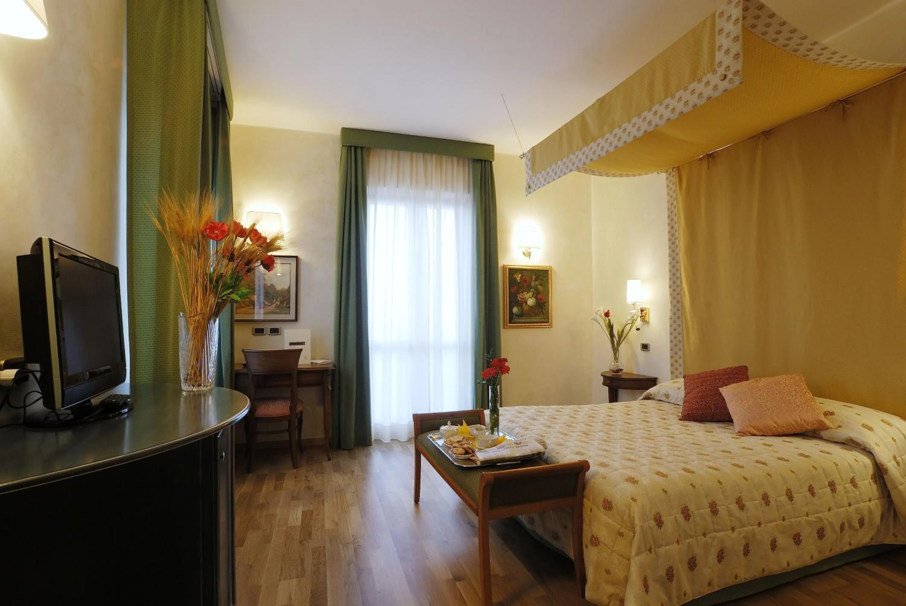 Bedroom, Bed in Zunica Ospitalità dal 1880