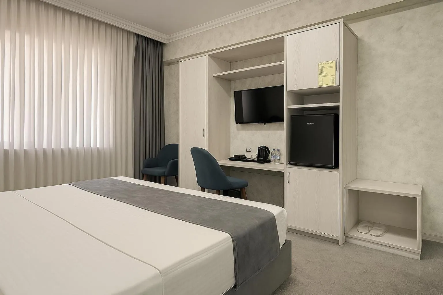 TV and multimedia, Bed in Porto Bello Hotel