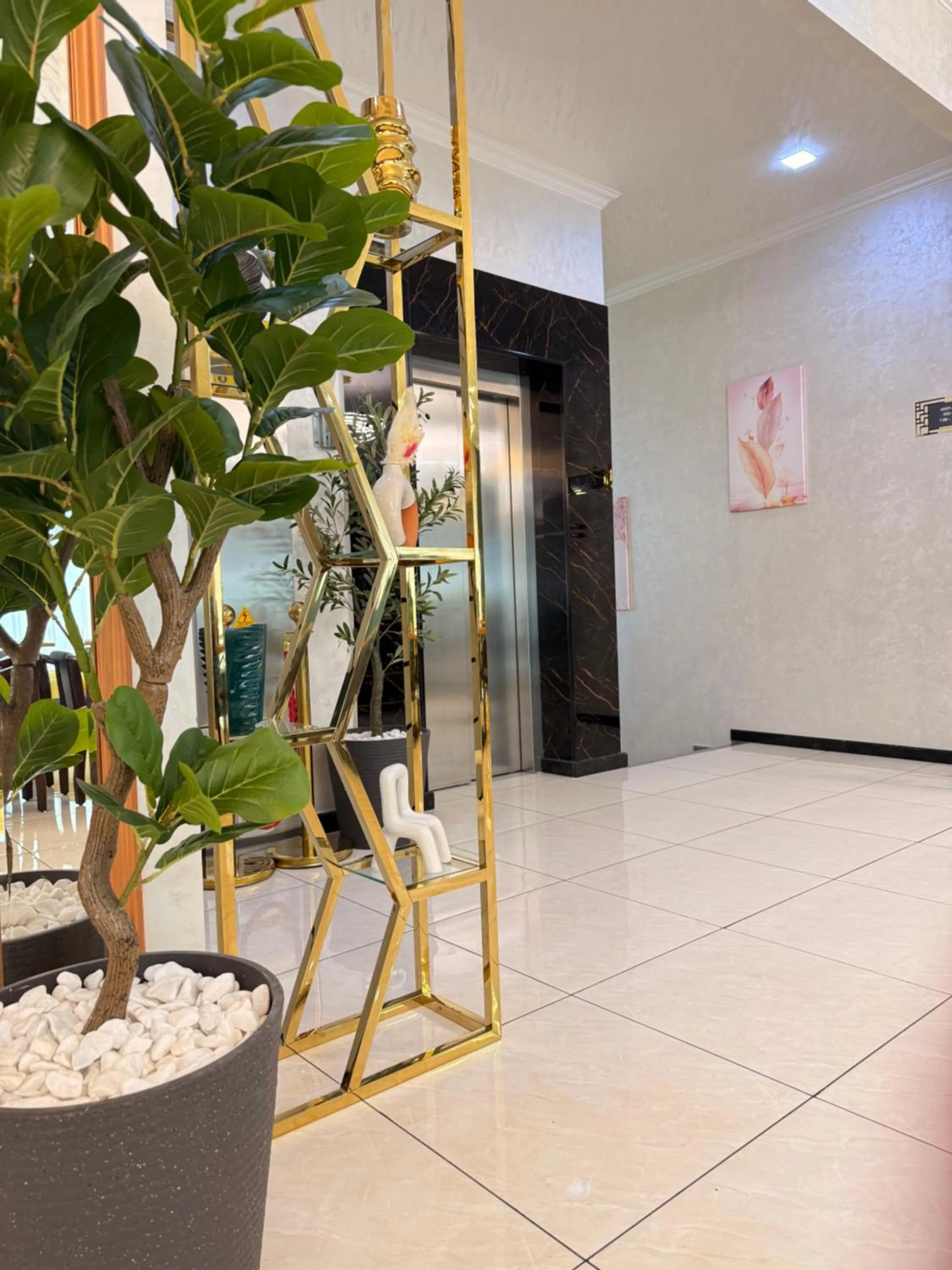 Restaurant/places to eat in Porto Bello Hotel