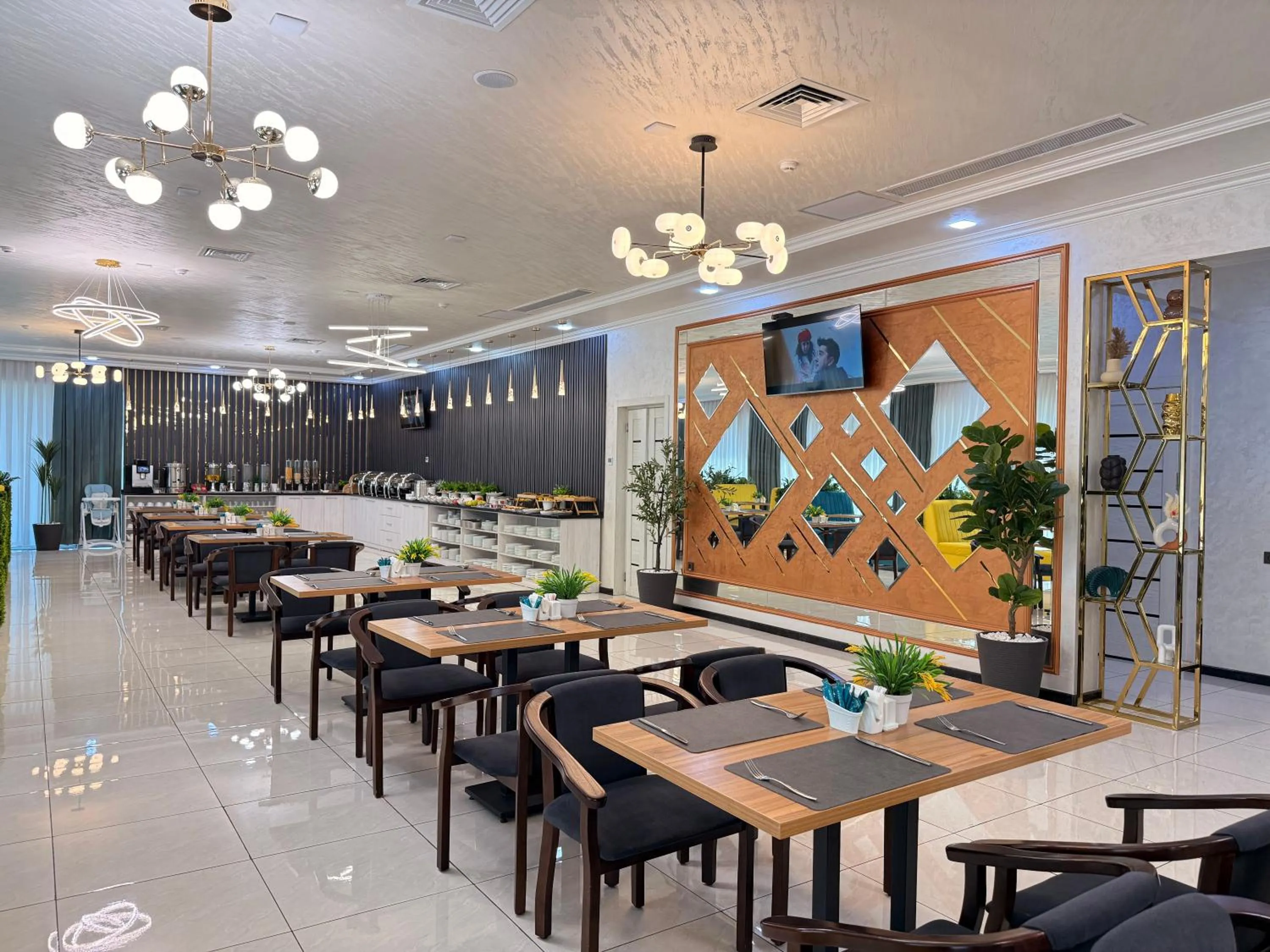 Restaurant/places to eat in Porto Bello Hotel