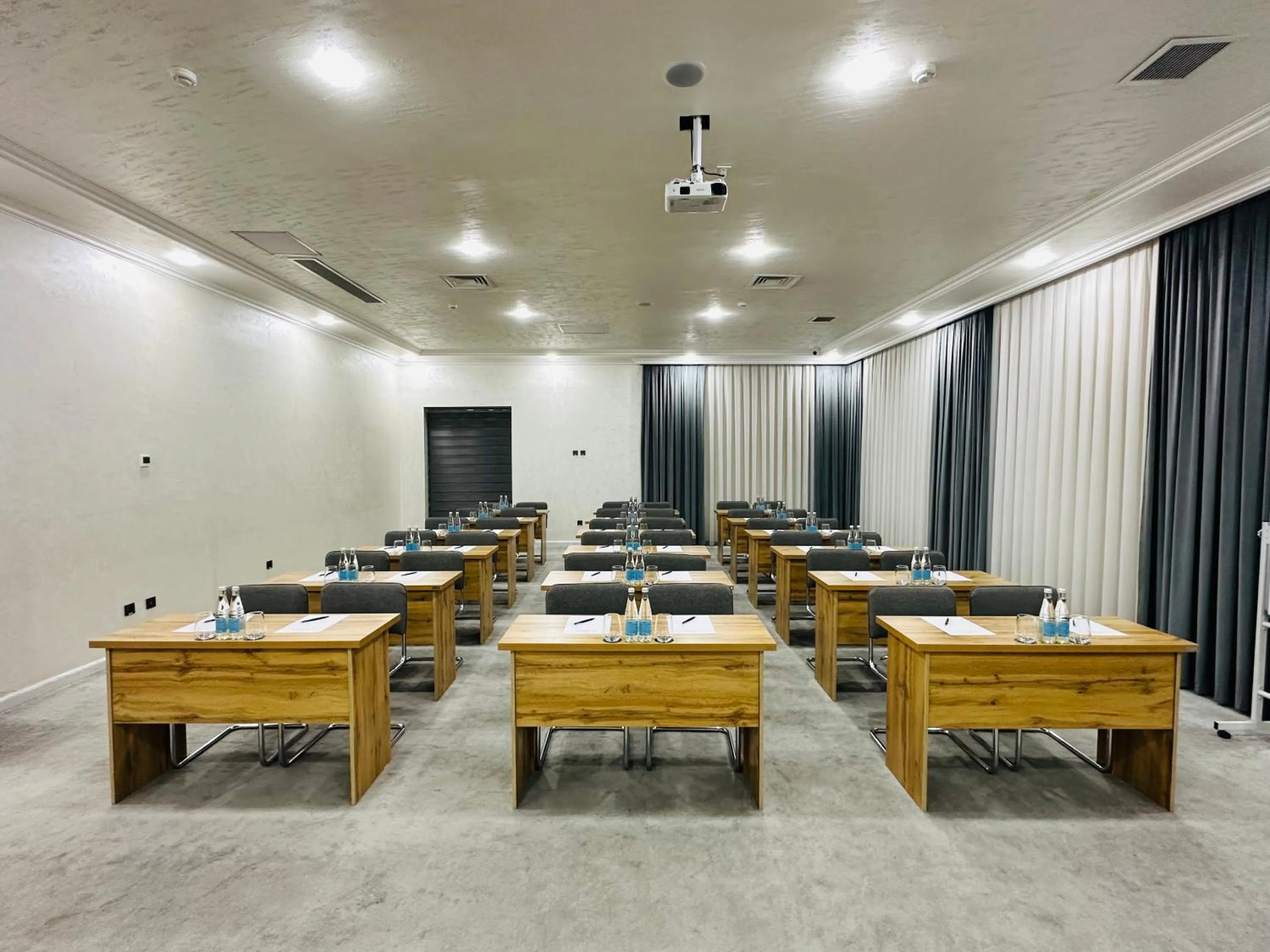 Meeting/conference room in Porto Bello Hotel