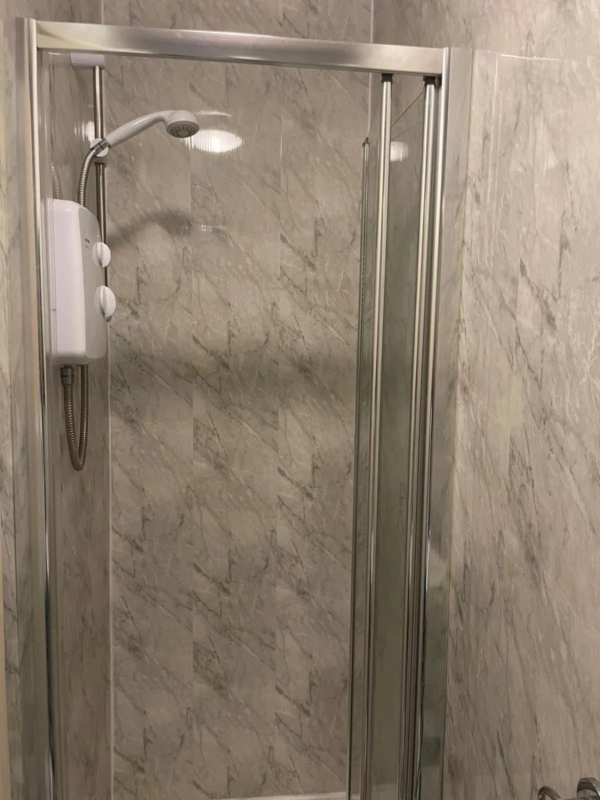 Bathroom in Riversvale Hotel