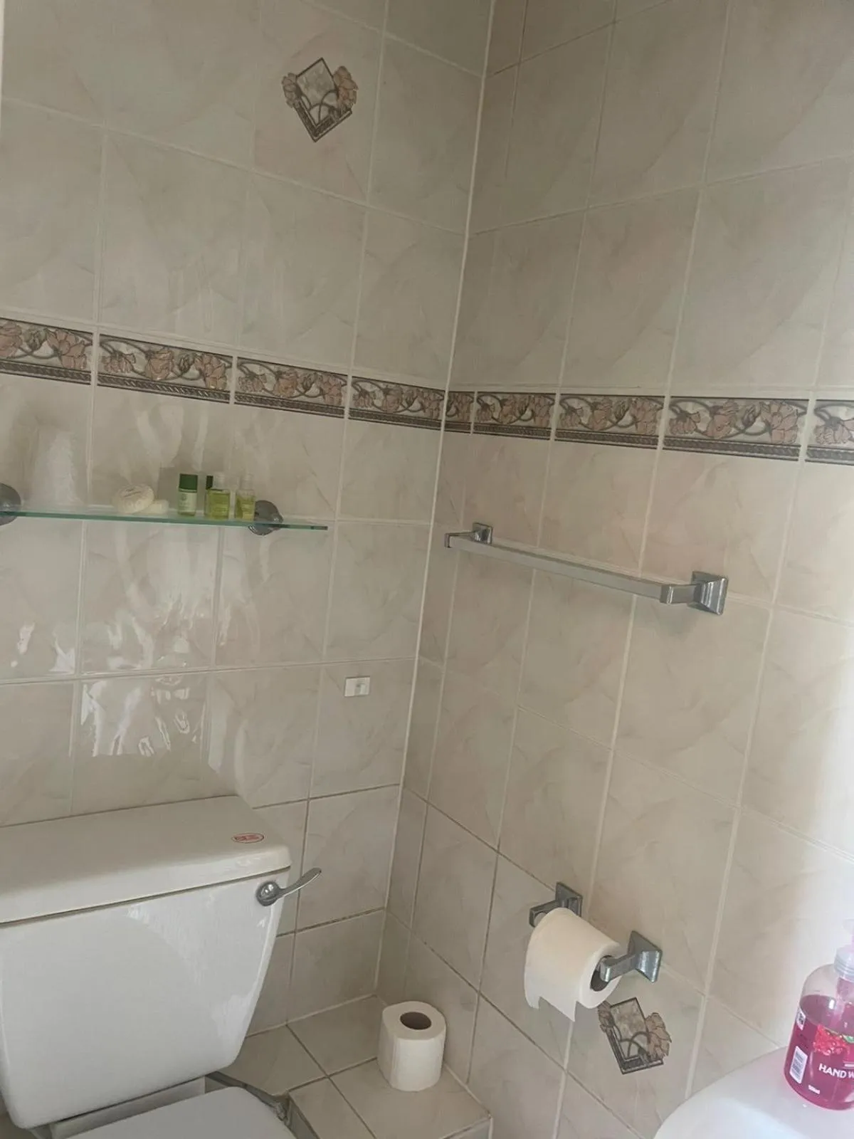 Bathroom in Riversvale Hotel