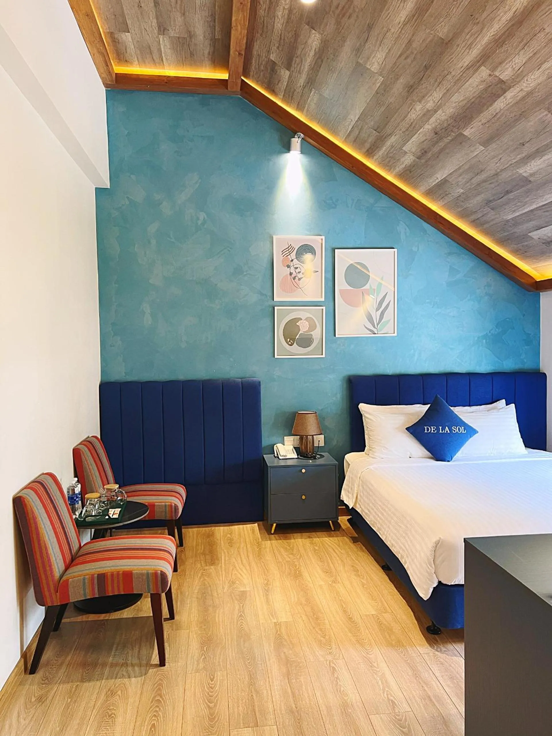 Bed in De La Sol Villa Dalat