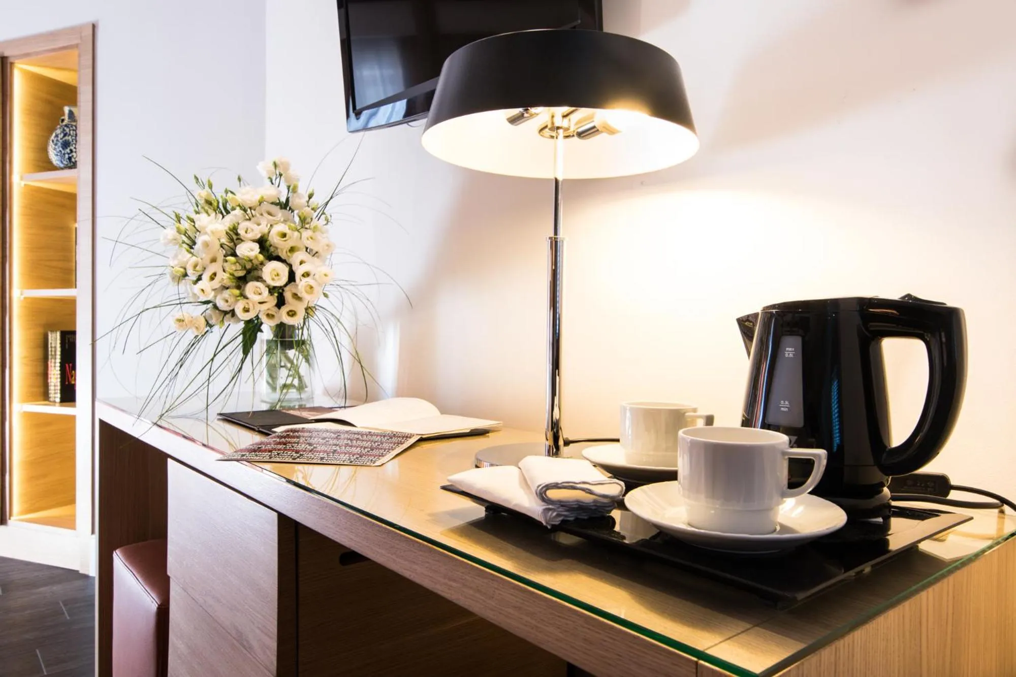 Coffee/tea facilities in Hotel Michelangelo & Day SPA