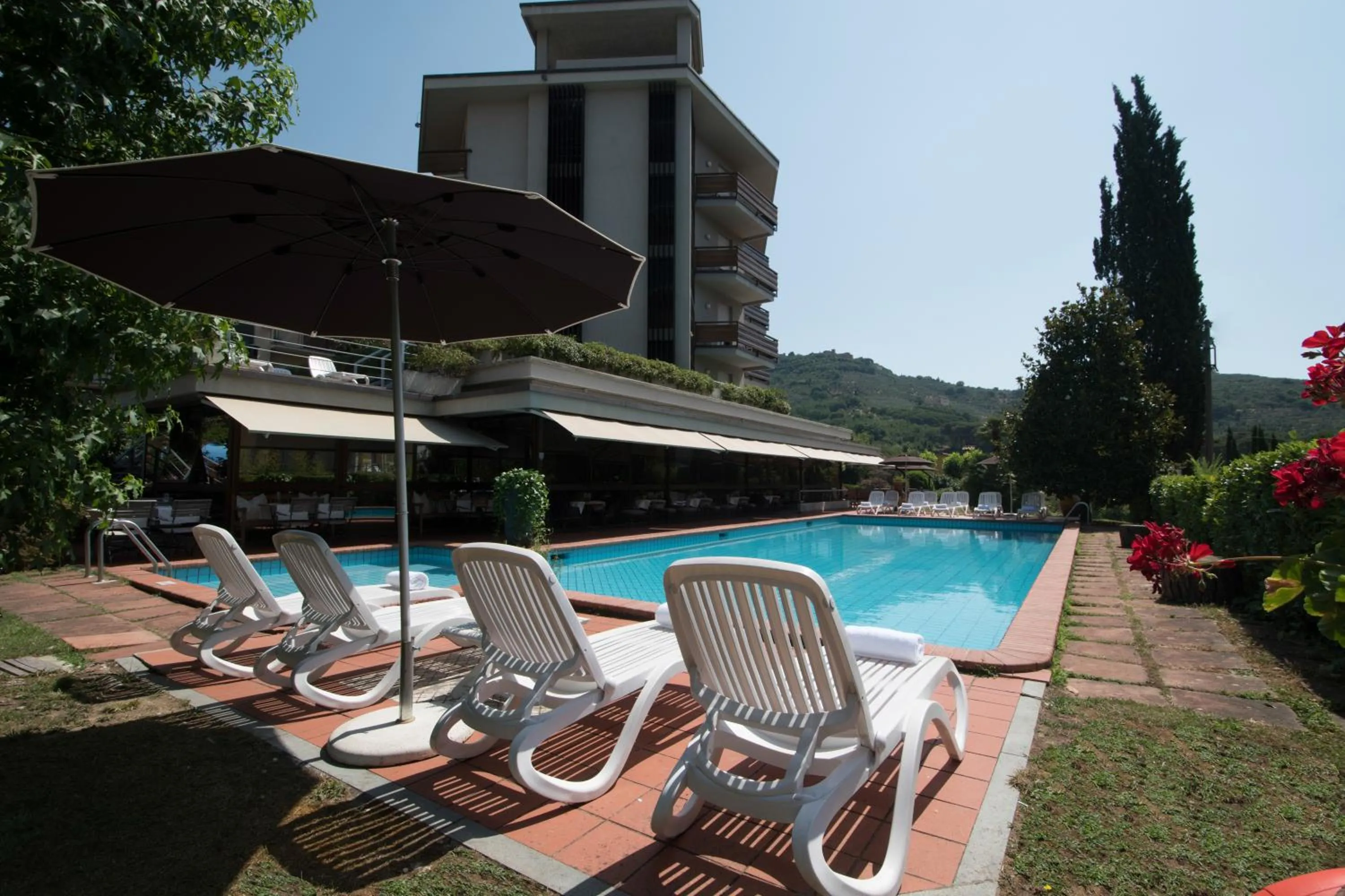Swimming pool in Hotel Michelangelo & Day SPA