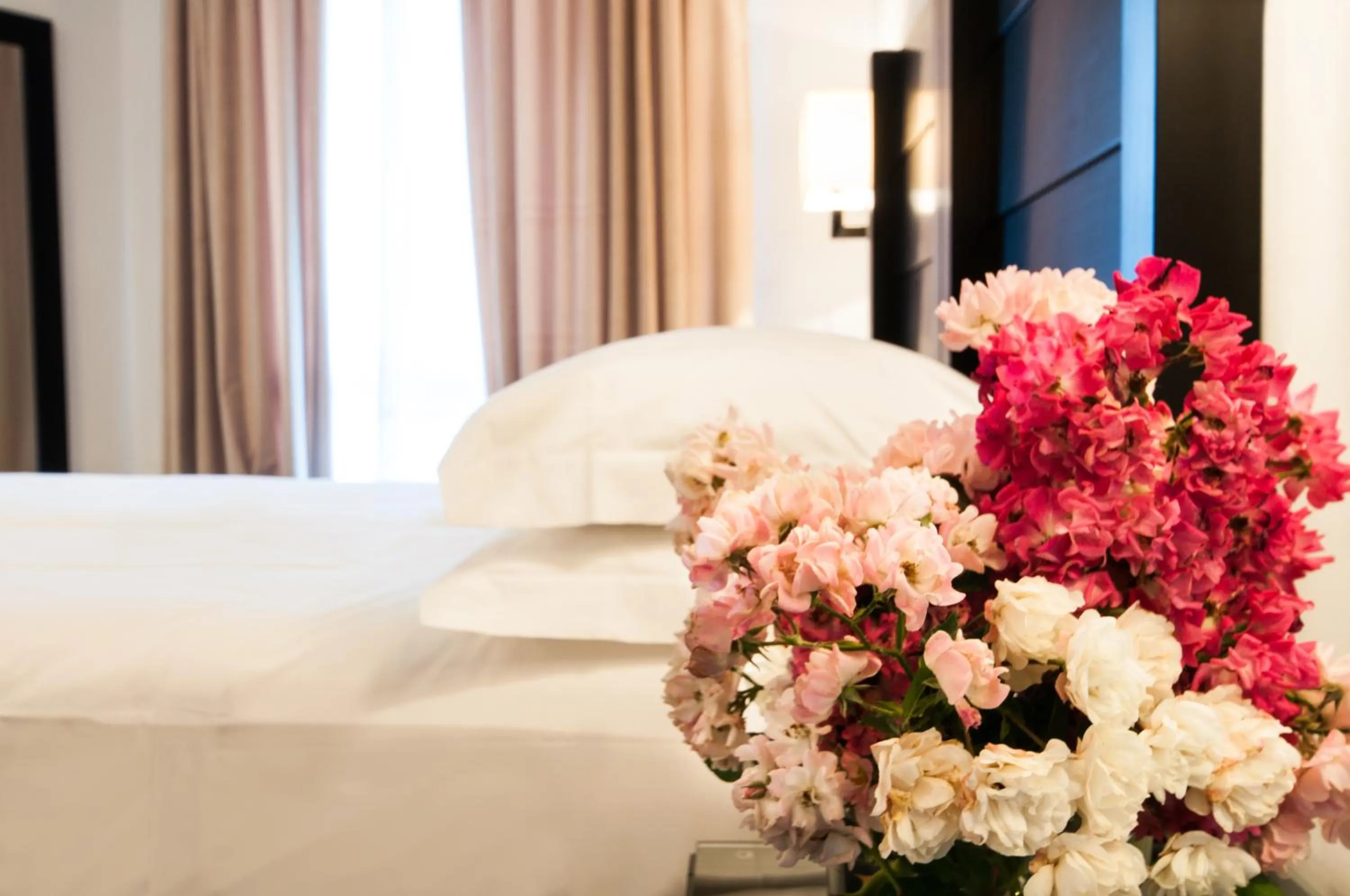 Bed in Hotel Michelangelo & Day SPA