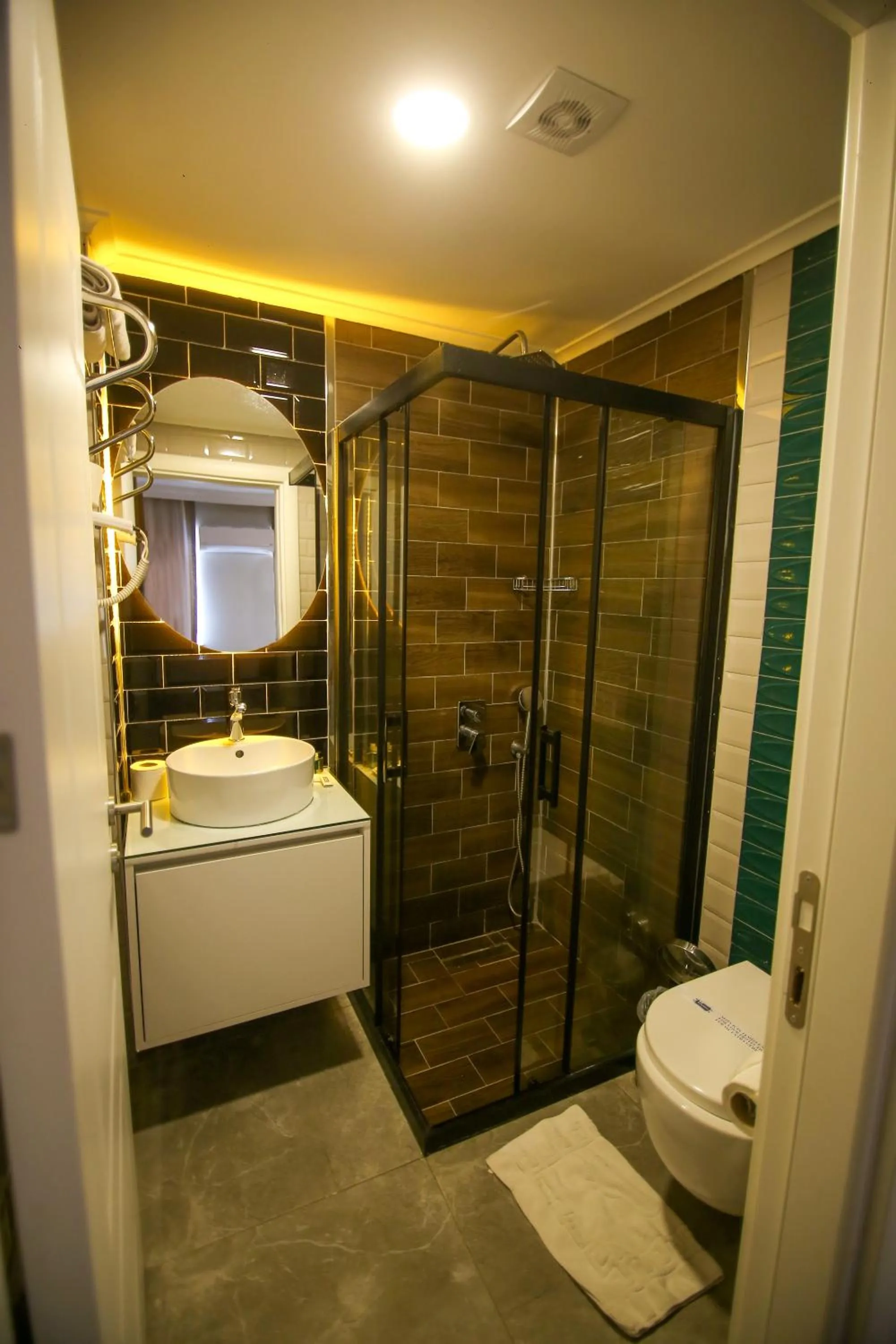 Bathroom in ÇEVİK PALACE HOTEL