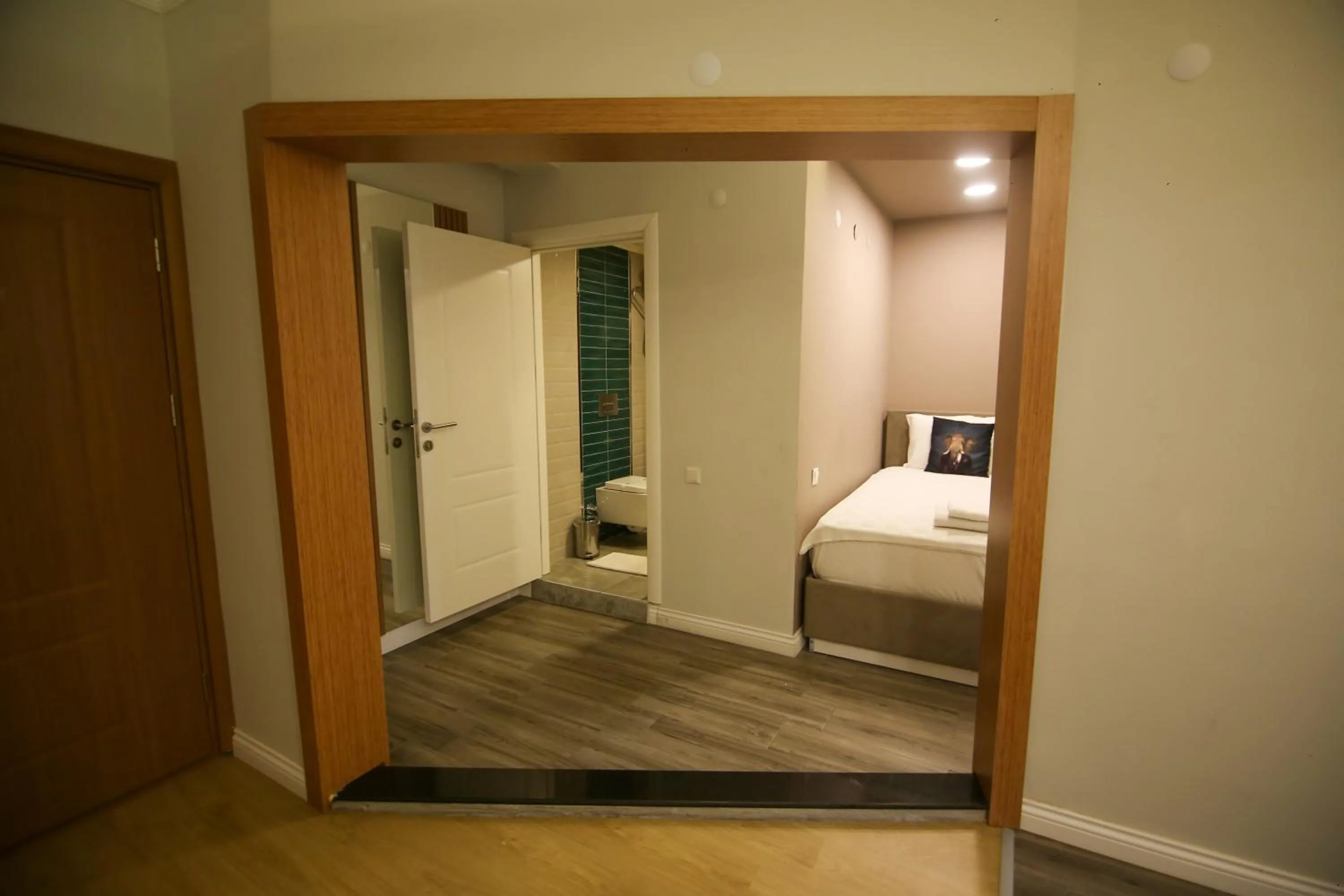 Photo of the whole room, Bed in ÇEVİK PALACE HOTEL