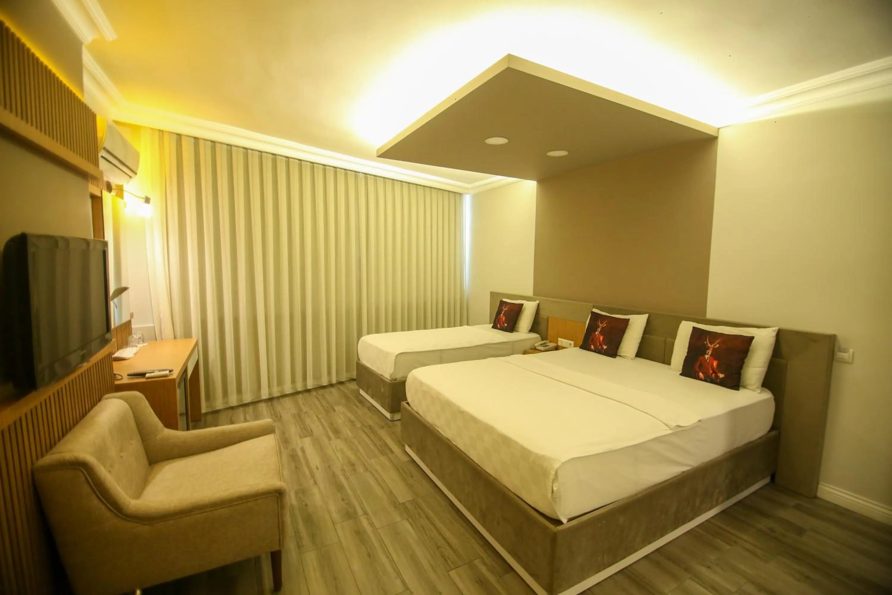 Photo of the whole room, Bed in ÇEVİK PALACE HOTEL