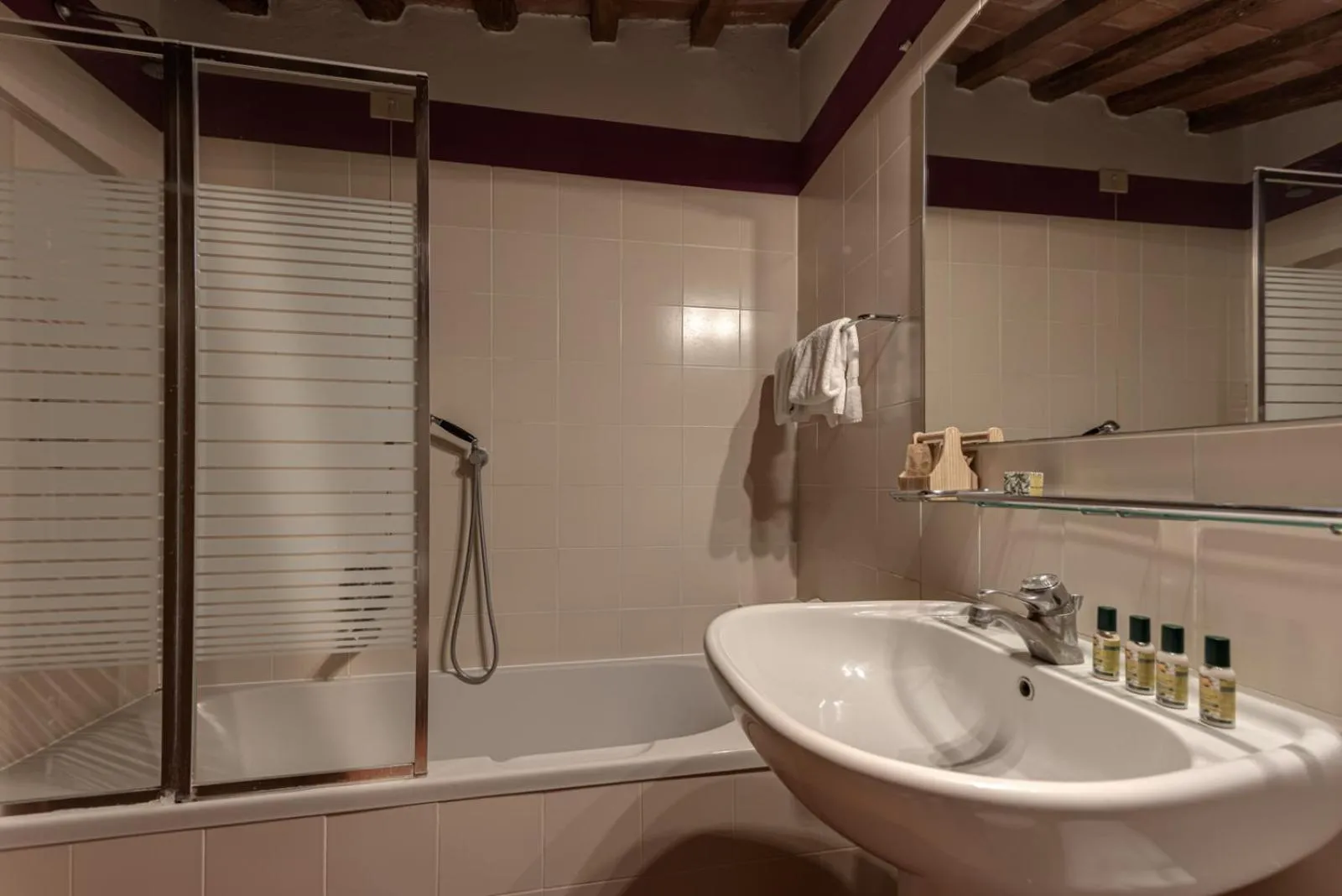 Shower in Tenuta Il Corno Agriturismo