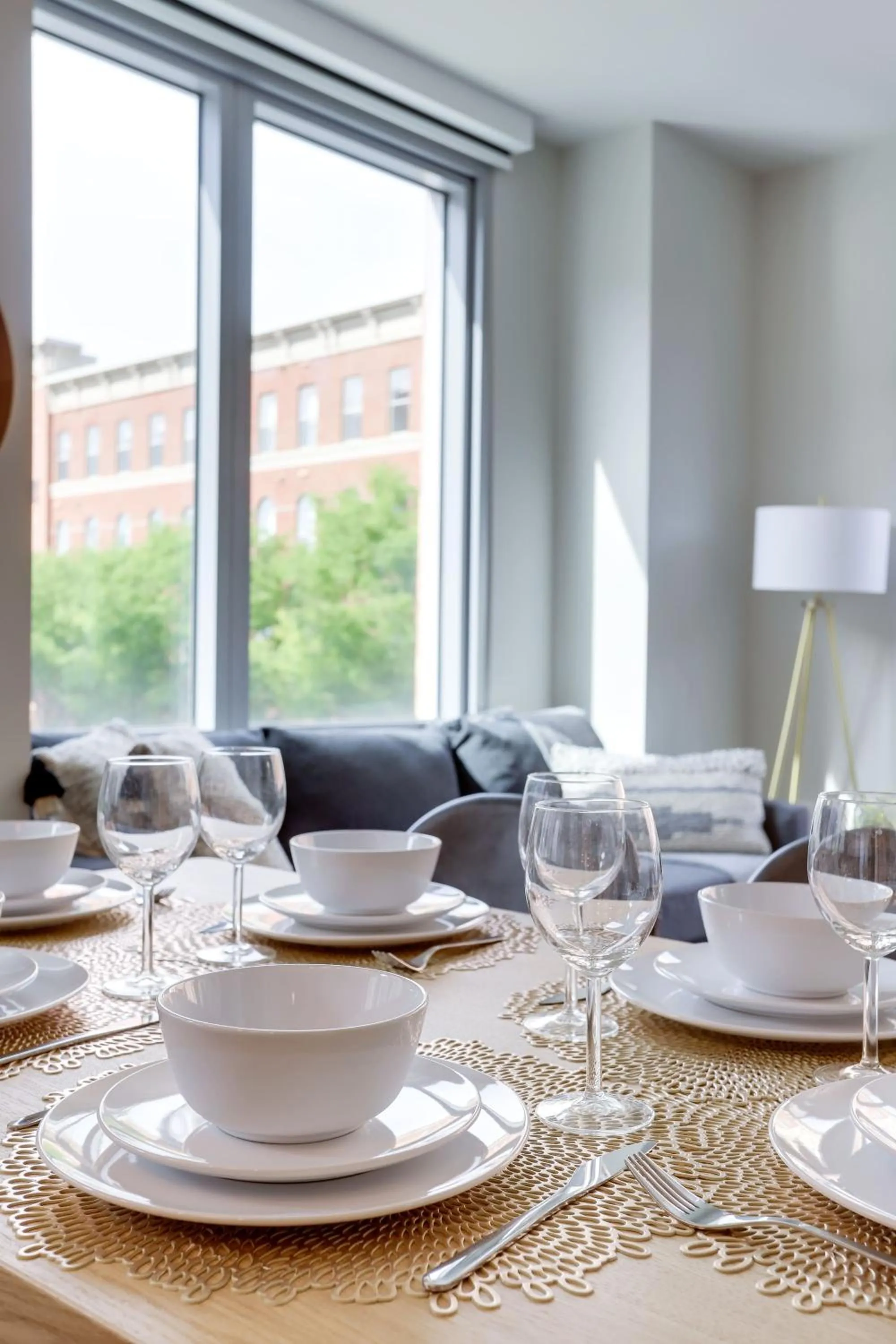 Dining area in Stylish Condo at Clarendon with Rooftop Views