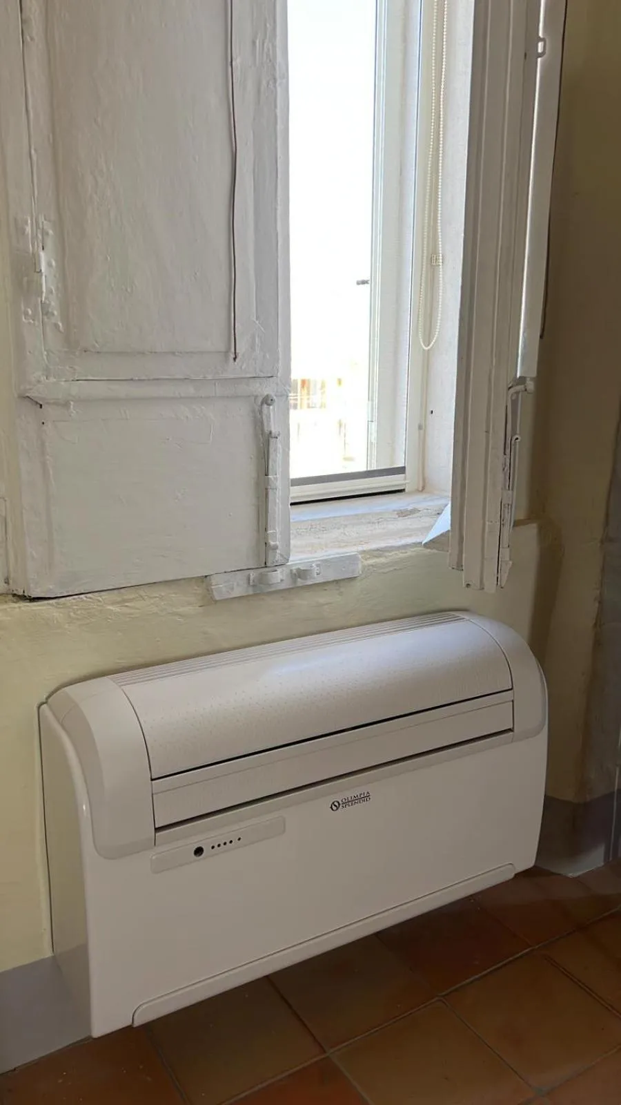 air conditioner in Palazzo Porta