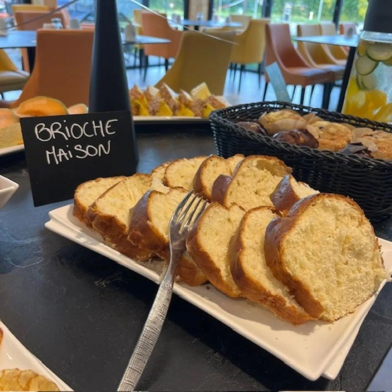 Breakfast in Hôtel Restaurant AKENA Molinges - La Brocatelle