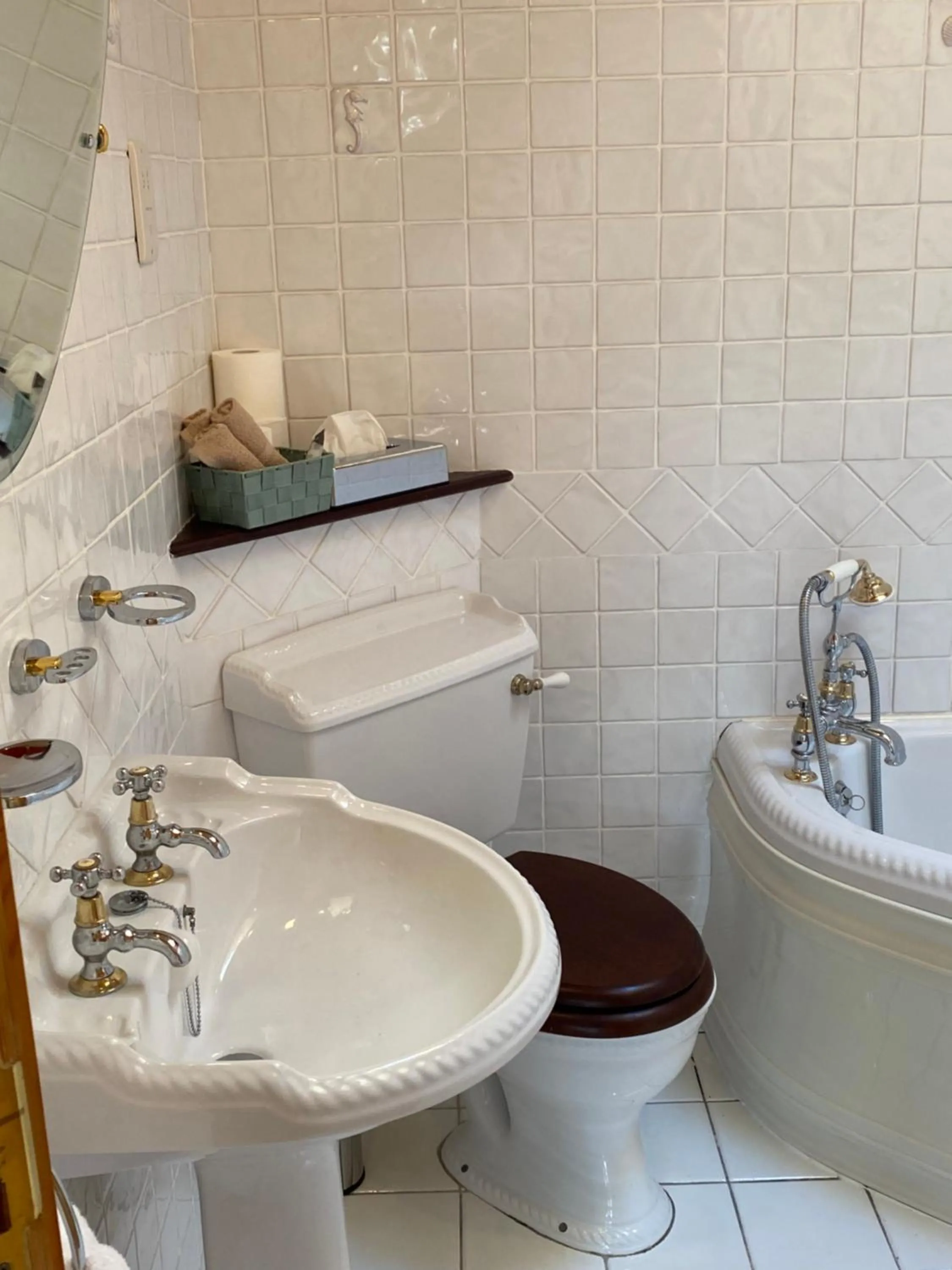 Bathroom in Atlantic Lodge