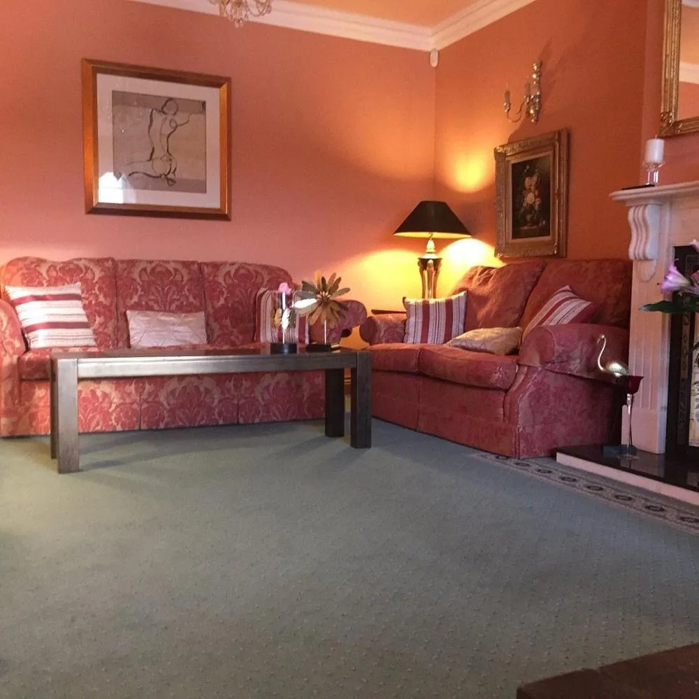 Living room in Atlantic Lodge