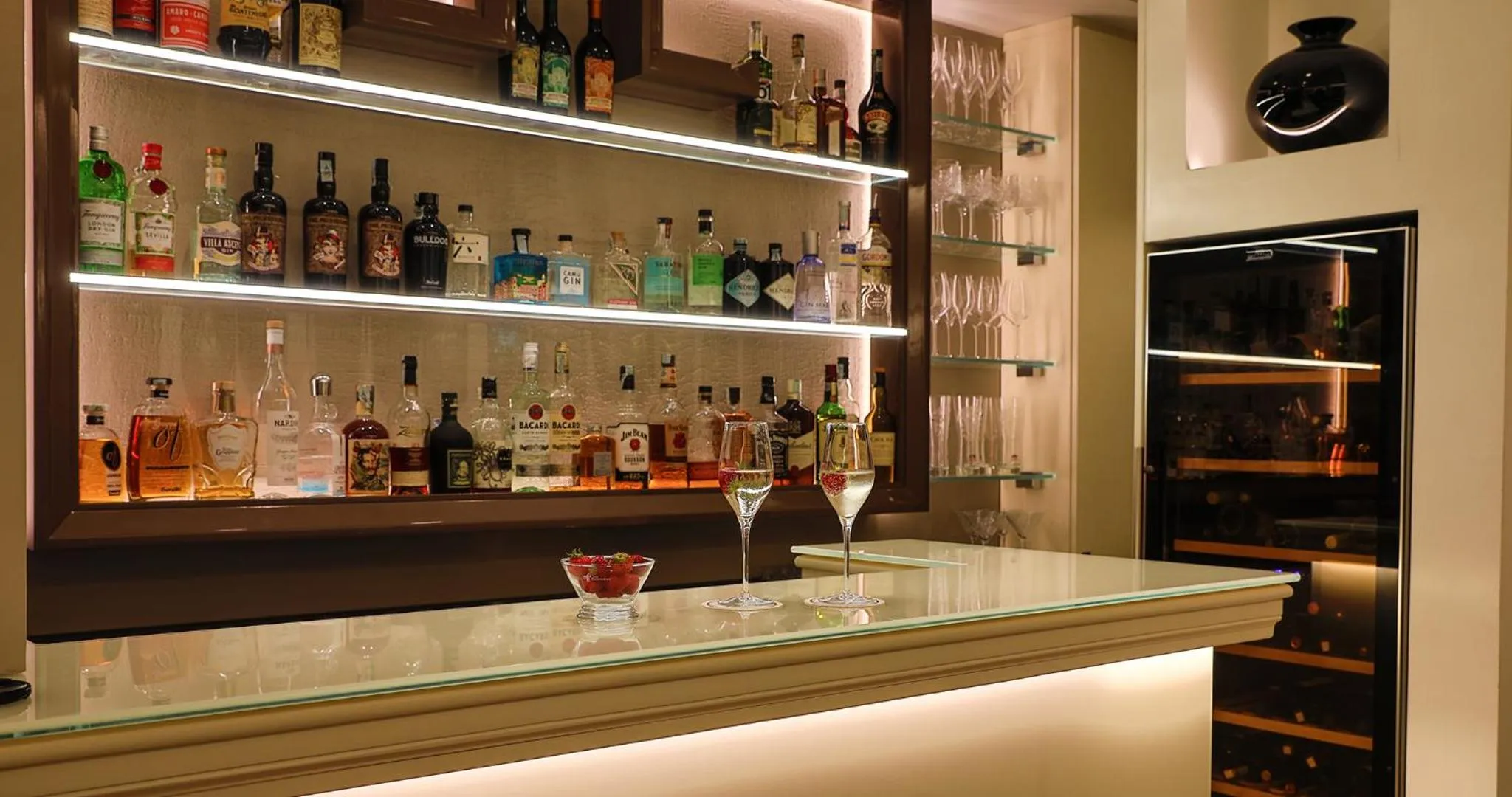 Lounge or bar in Hotel Tigullio Et De Milan