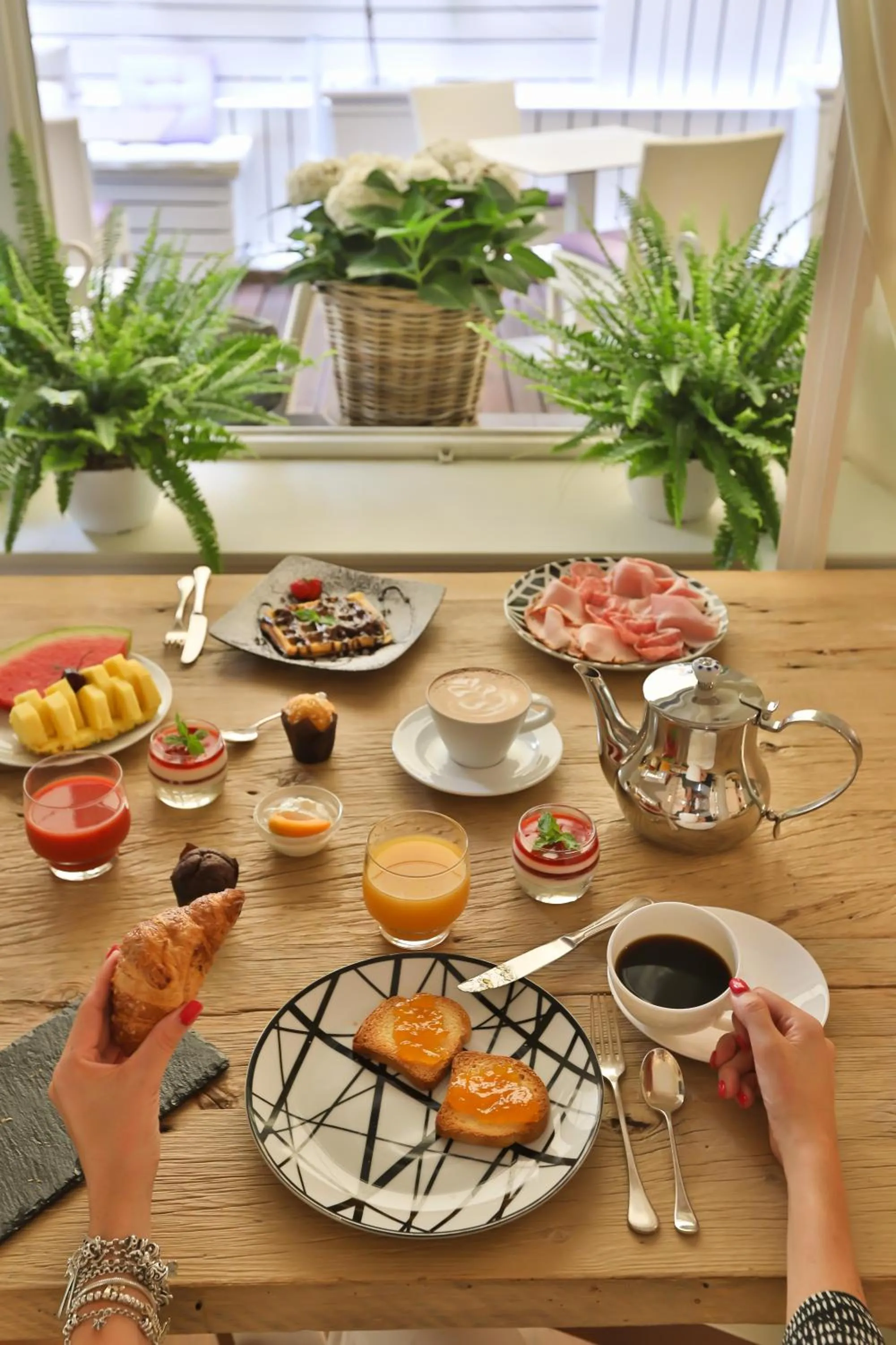 Breakfast in Hotel Tigullio Et De Milan