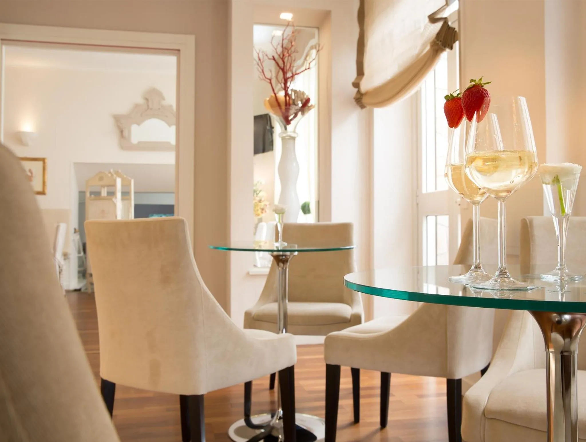 Lounge or bar in Hotel Tigullio Et De Milan