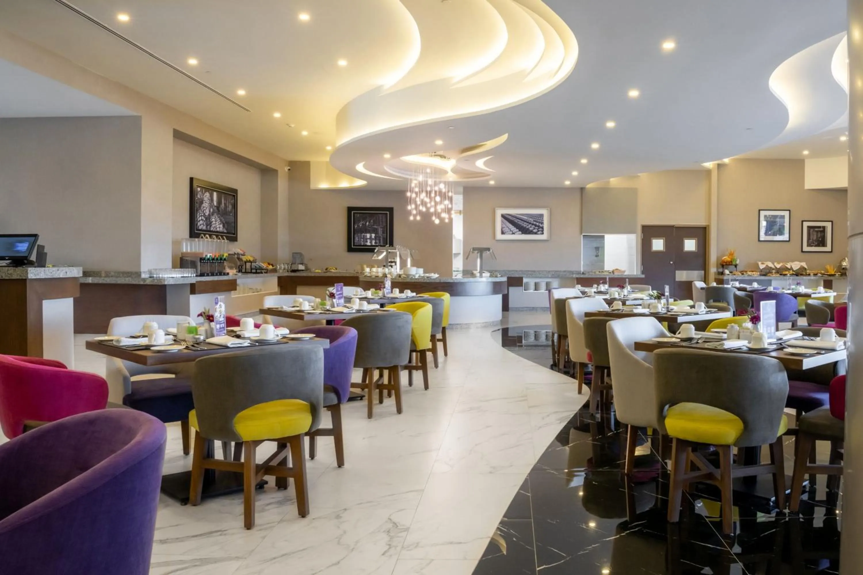 Restaurant/places to eat in Sheraton Guadalajara Expo