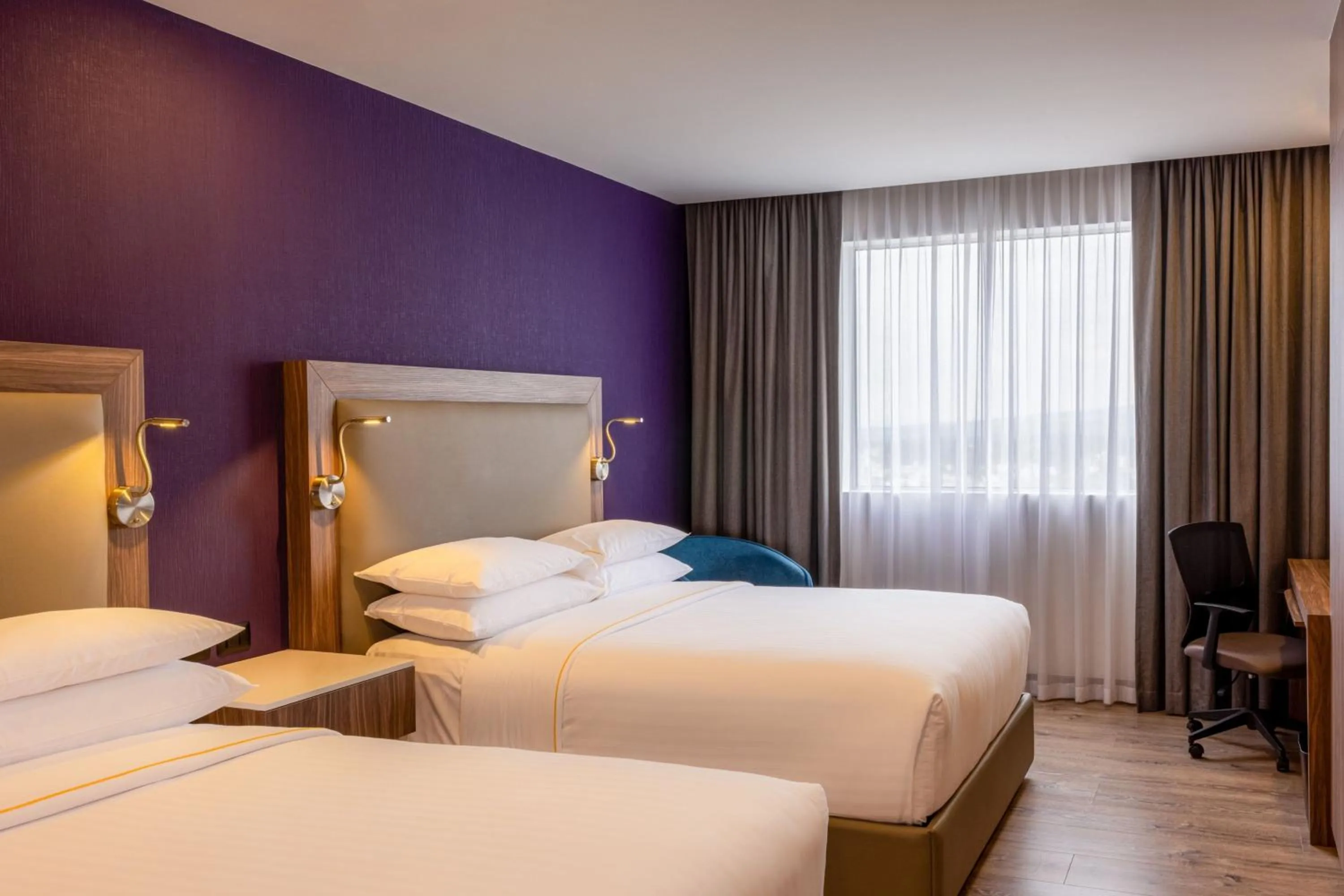 Photo of the whole room, Bed in Sheraton Guadalajara Expo