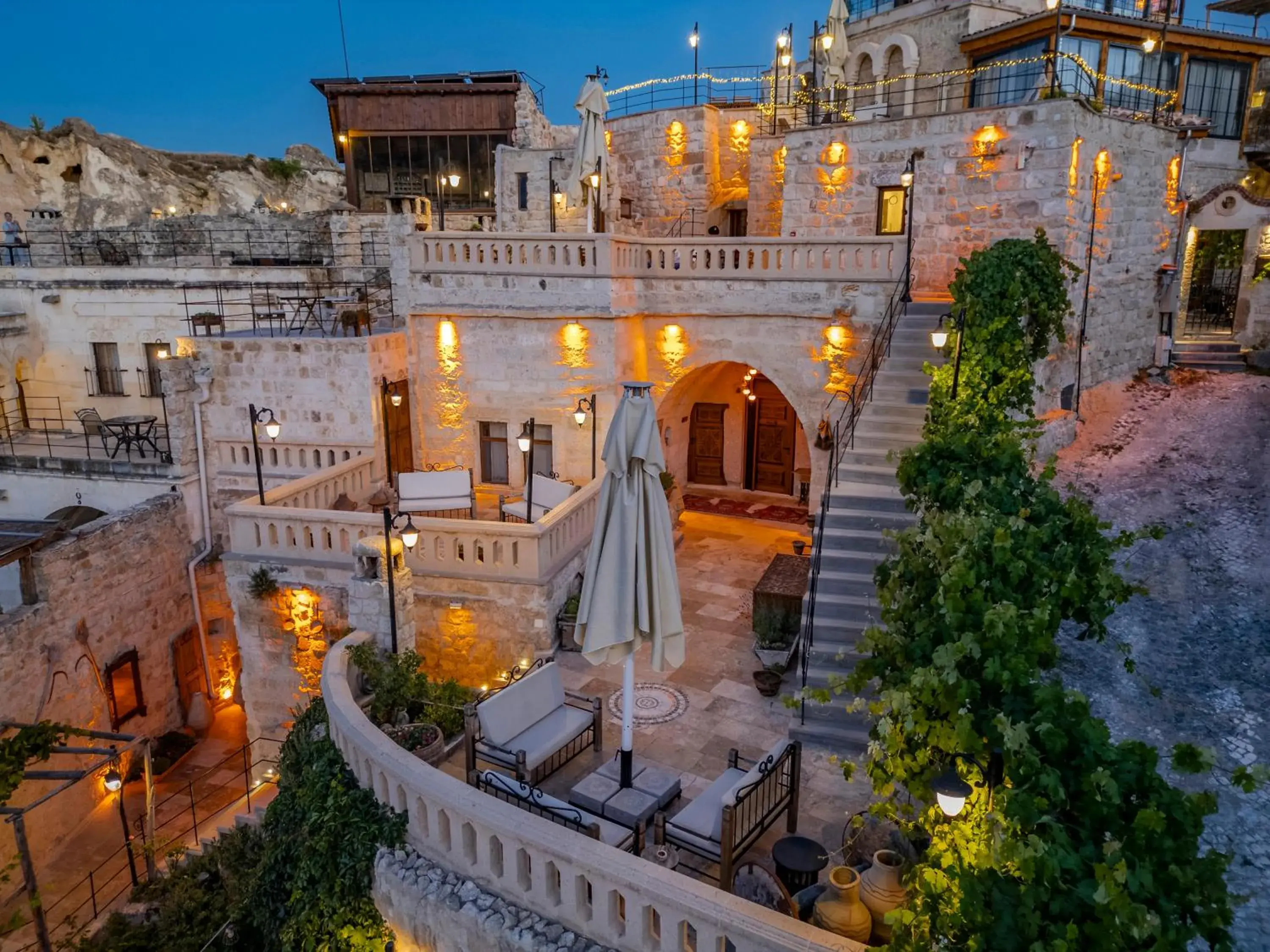 Property building in Kayata Cave Suites Special Class Property building in Kayata Cave Suites Special Class