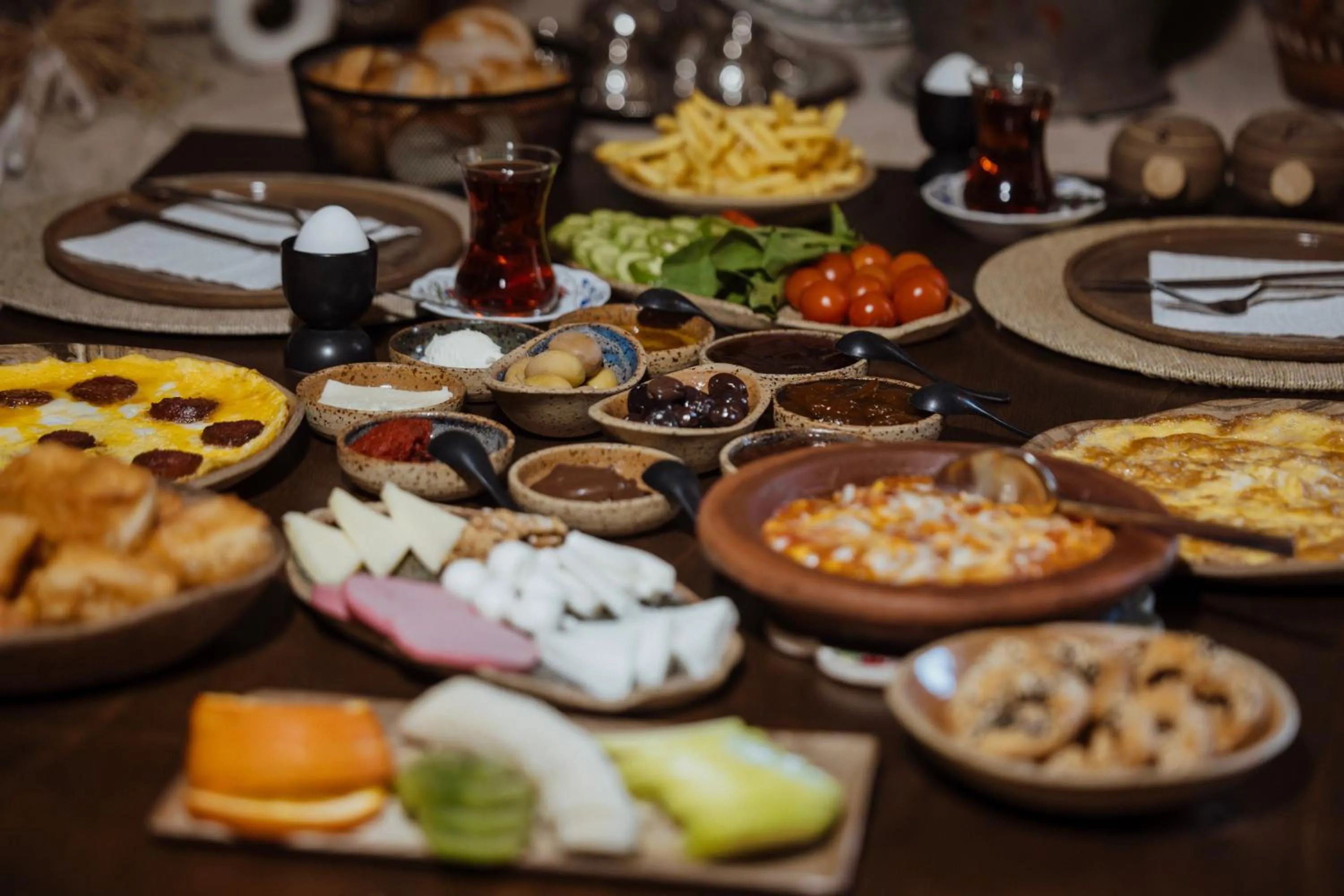 Restaurant/places to eat in Kayata Cave Suites Special Class