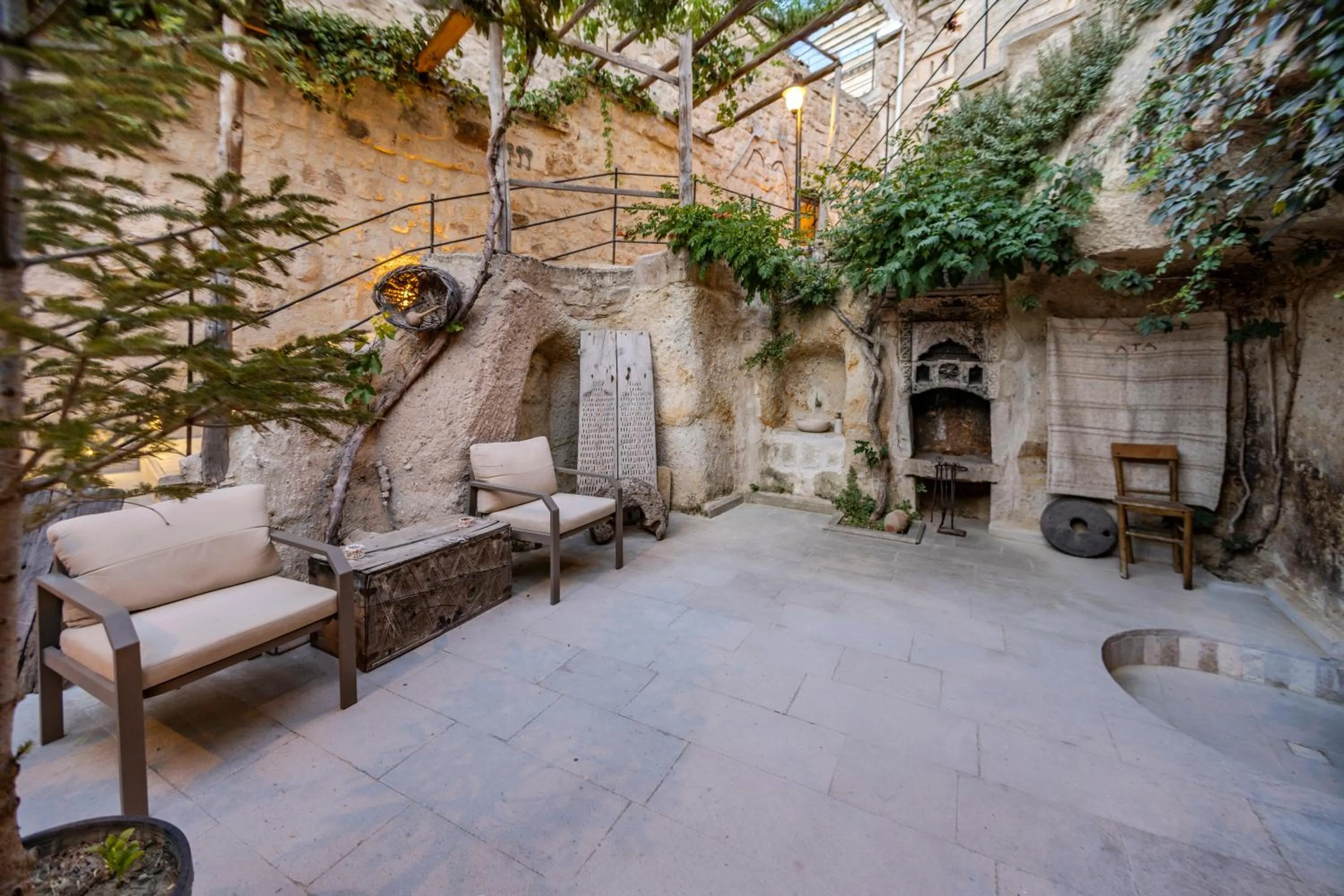 Facade/entrance in Kayata Cave Suites Special Class